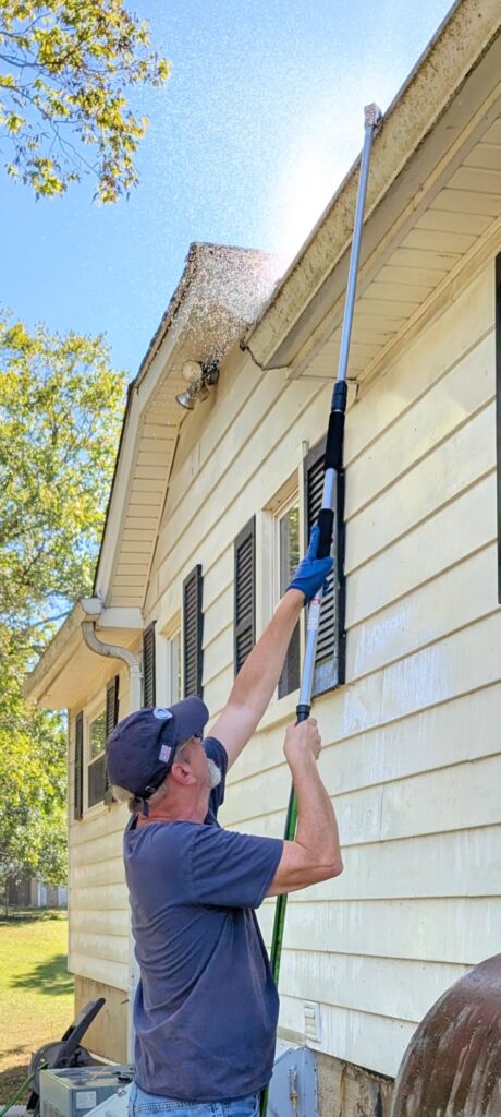 10 Best Gutter Cleaning Tools 