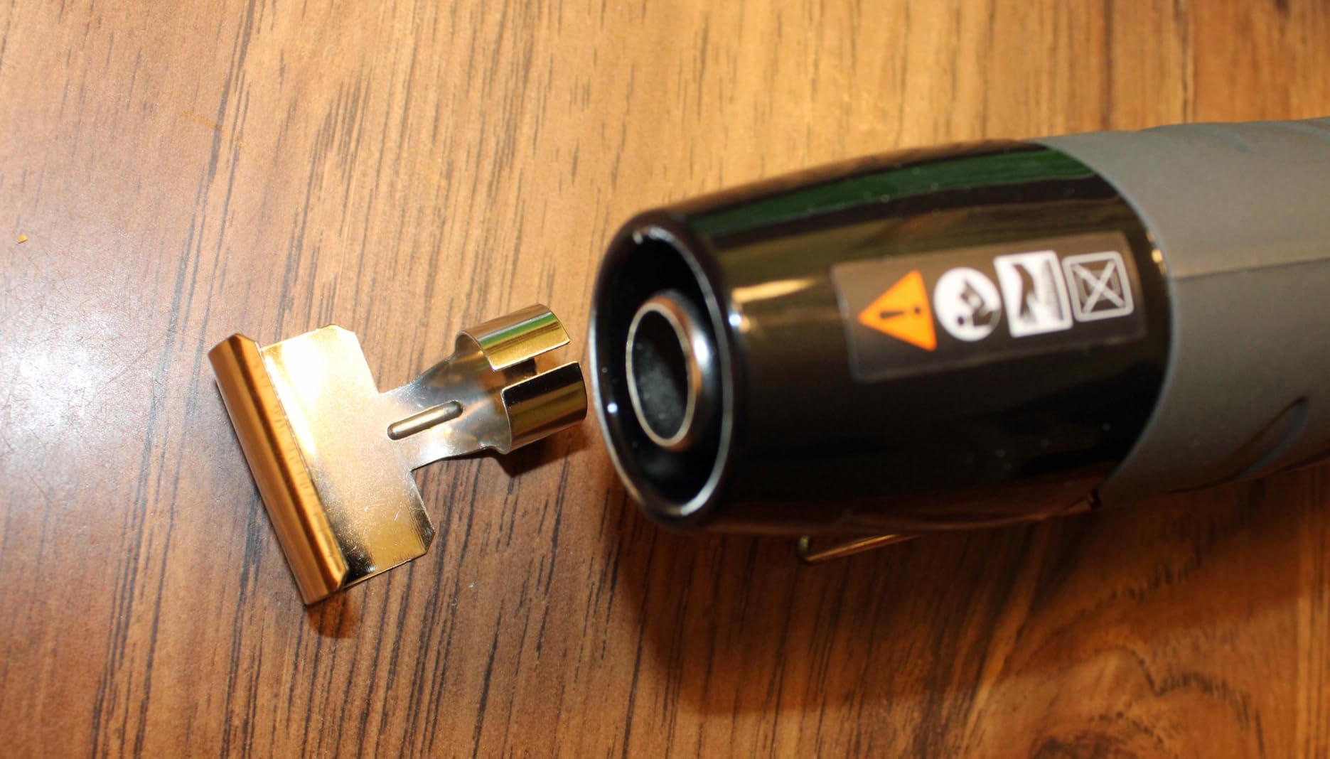 Genesis GHG1500A Dual Temperature Heat Gun Kit With Fast Heat High And Low Settings 572F/1000F, Air Reduction Nozzle, Reflector Nozzle, And Two Deflector Nozzles with 2 Year Warranty - Customer Photo 2