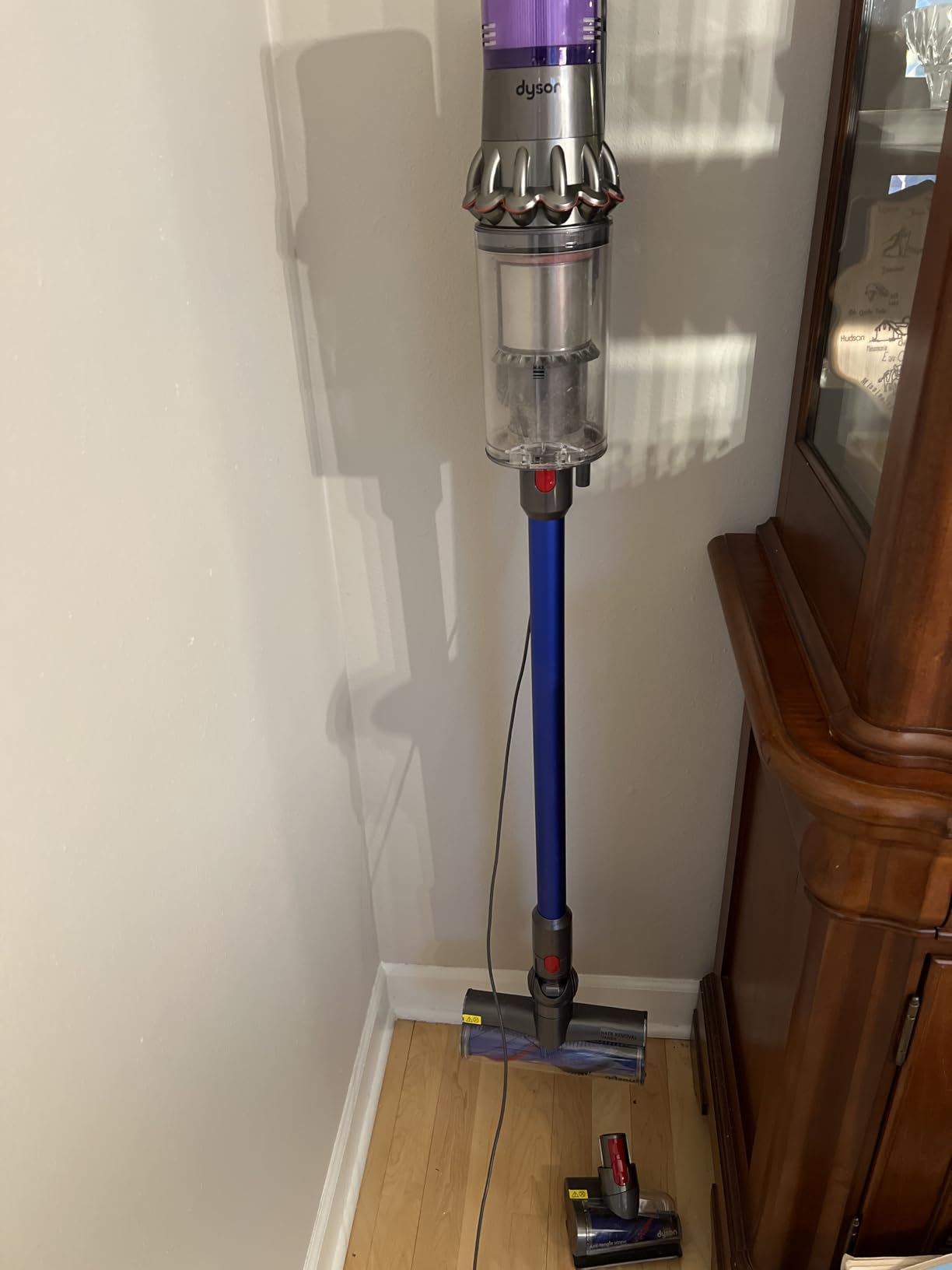 Dyson V11 Origin Cordless Vacuum, 185AW, 3 Power Modes, Up to 60 Minutes - Customer Photo 2