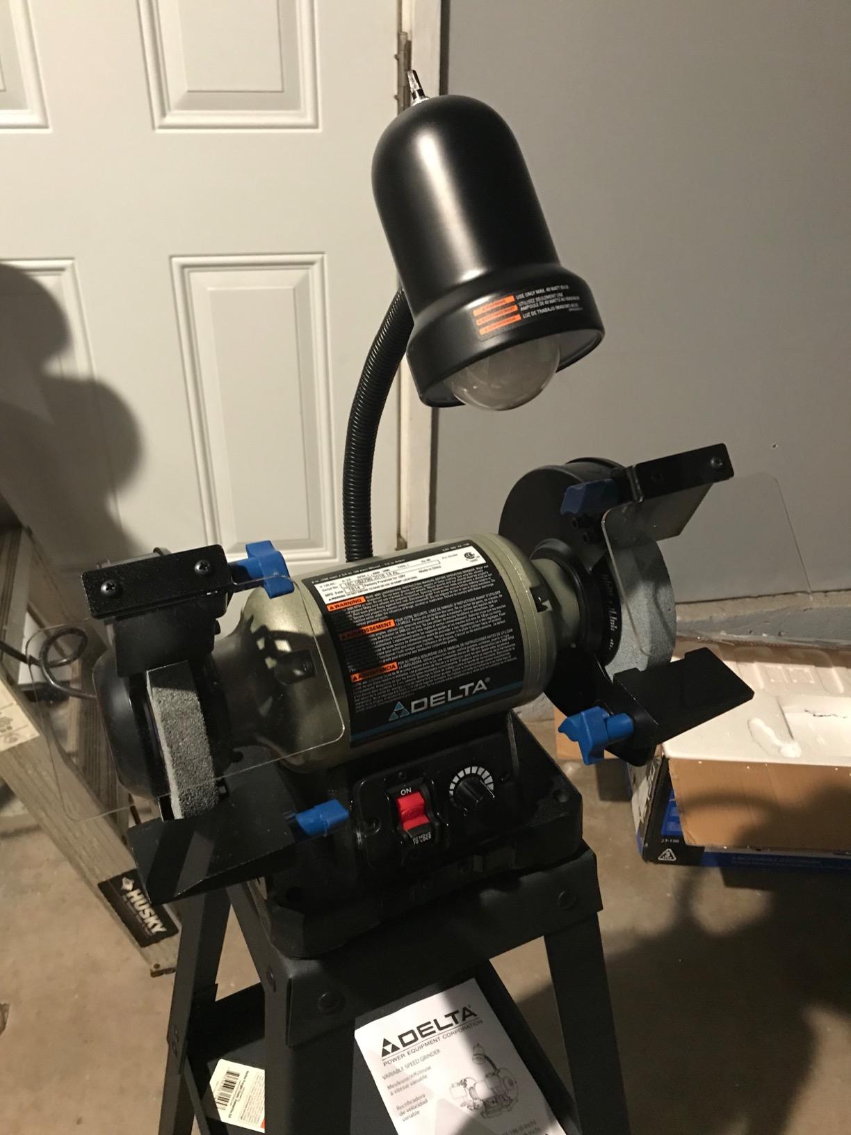 Delta Power Tools 23-196 6-Inch Variable Speed Bench Grinder - Customer Photo 4