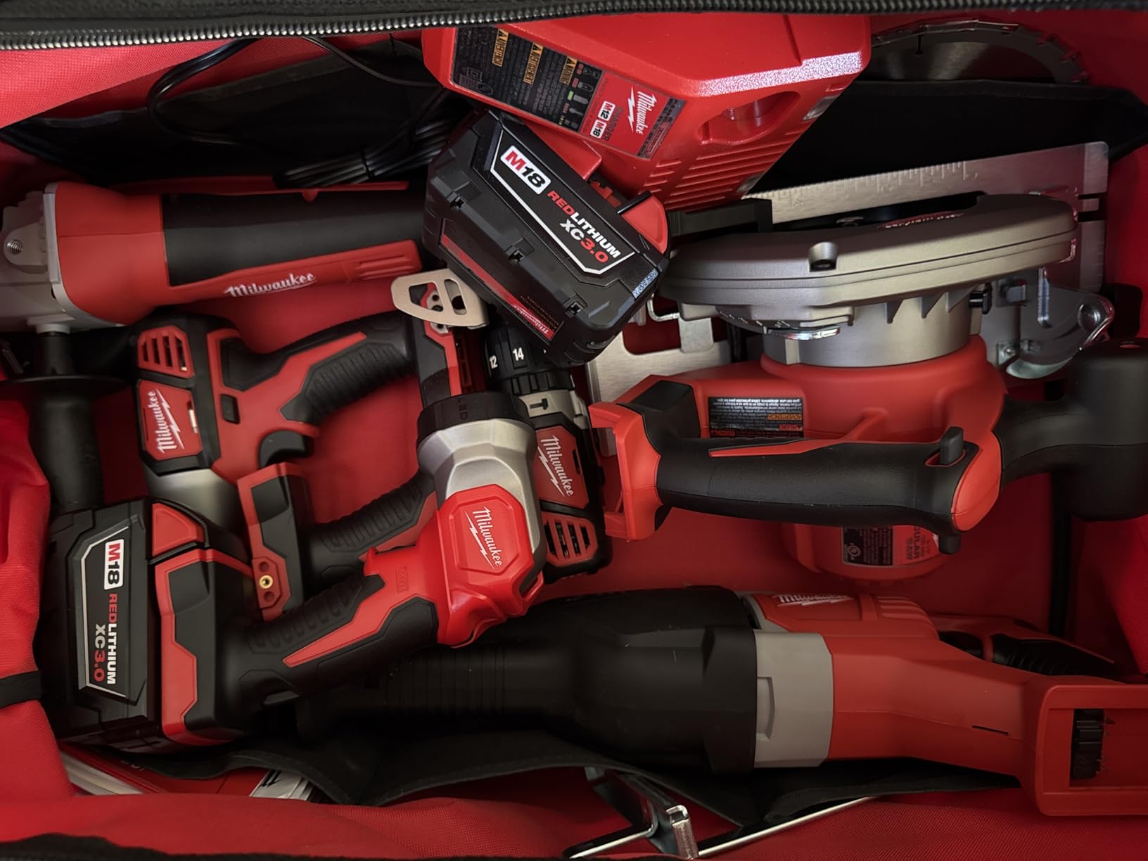 Milwaukee M18 Cordless LITHIUM-ION 6-Tool Combo Kit (2696-26) - Customer Photo 1