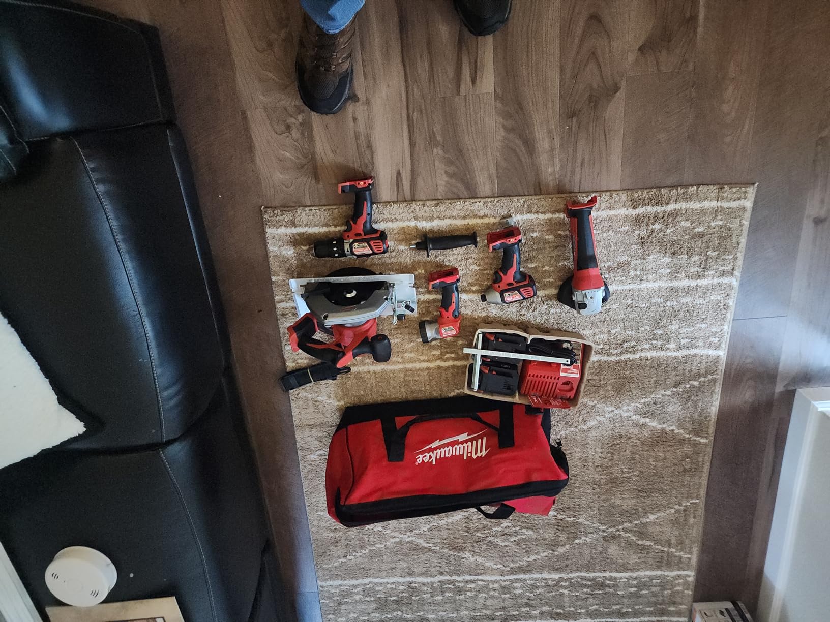 Milwaukee M18 Cordless LITHIUM-ION 6-Tool Combo Kit (2696-26) - Customer Photo 3