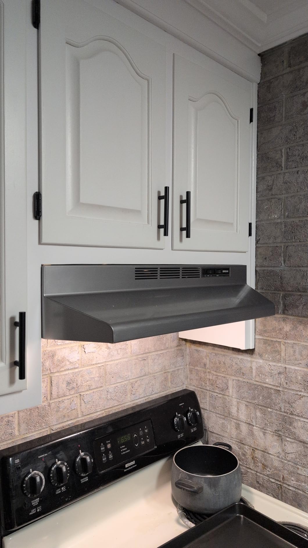 Broan-NuTone 4130SF Fingerprint Resistant Ductless Under-Cabinet Range Hood, 30-Inch, Stainless Finish with Print Guard - Customer Photo 2