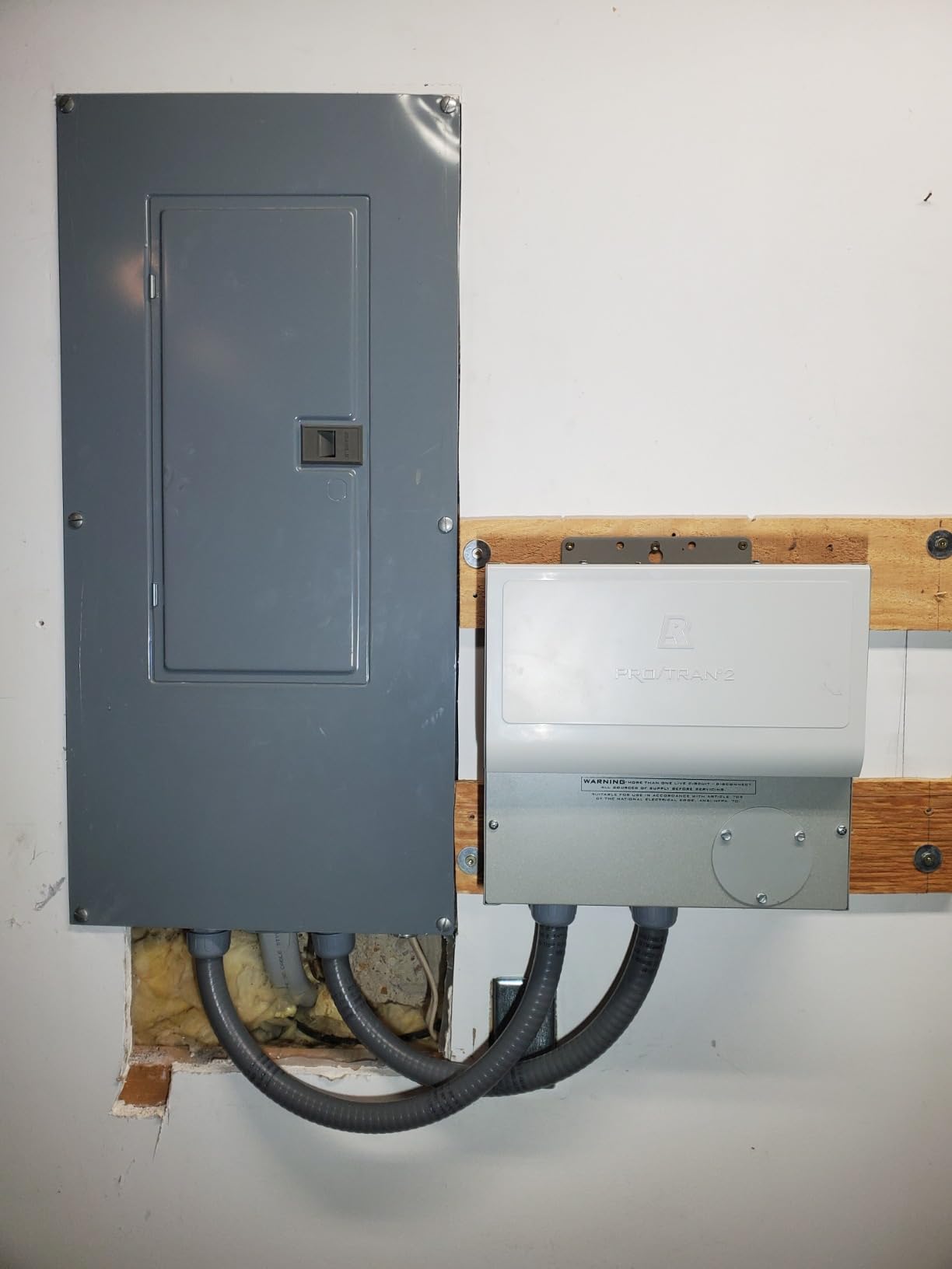310C Pro/Tran2 30-Amp 10-Circuit 2 Manual Transfer Switch - Customer Photo 1