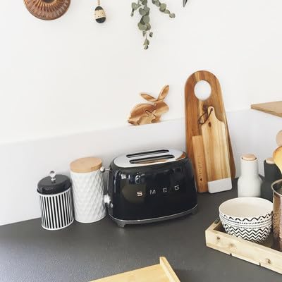 Smeg 2 Slice Toaster with 6 Presets and Defrost Function and Removable Crumb Tray (Cream) - Customer Photo 1