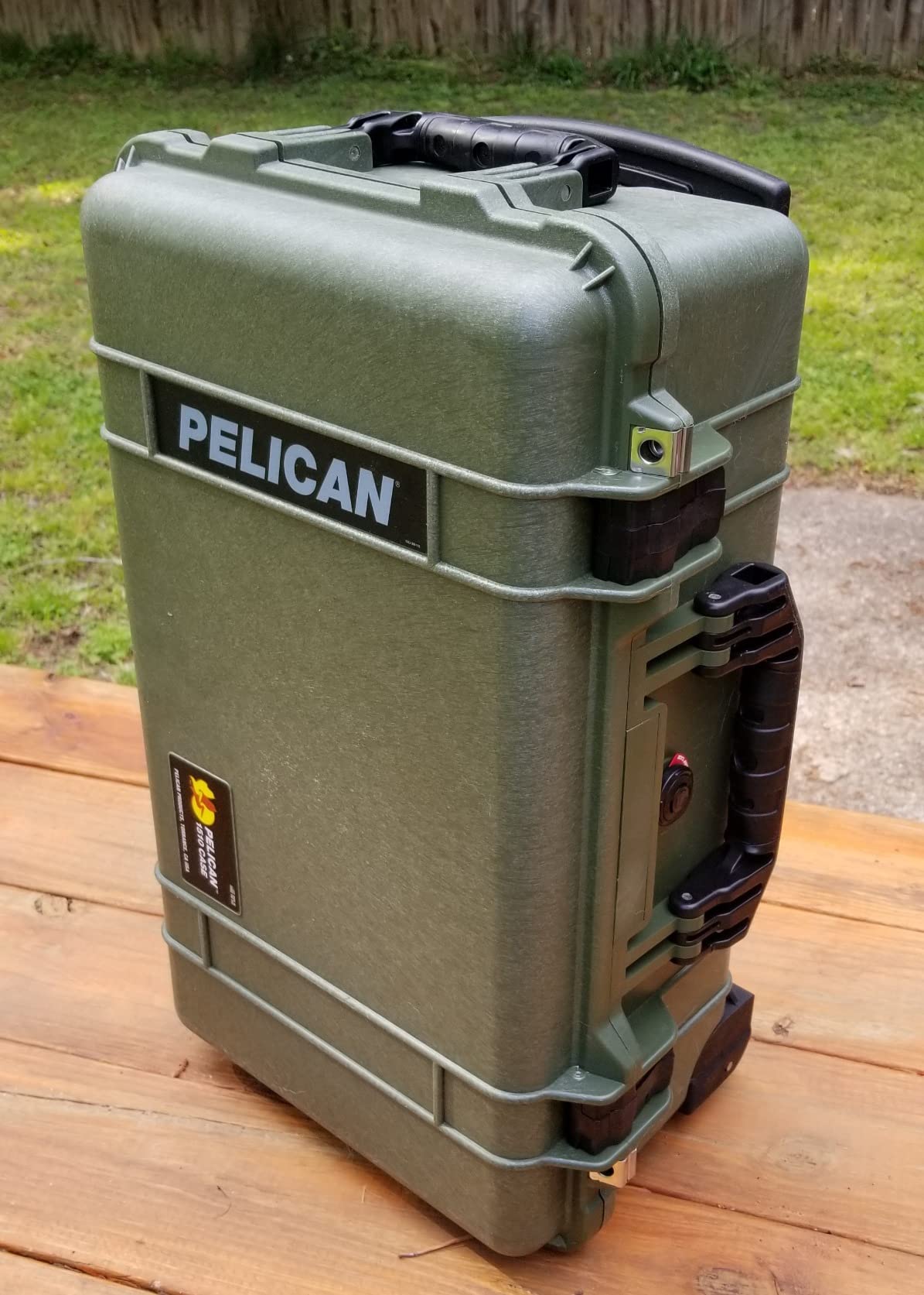 Lowepro Tahoe BP 150, Camera Bag, Lightweight Compact Camera Backpack for Cameras, CSC, DJI Spark Drone, Black, 27.5 x 21.7 x 40.3 cm, Medium LP36892-PWW - Customer Photo 4