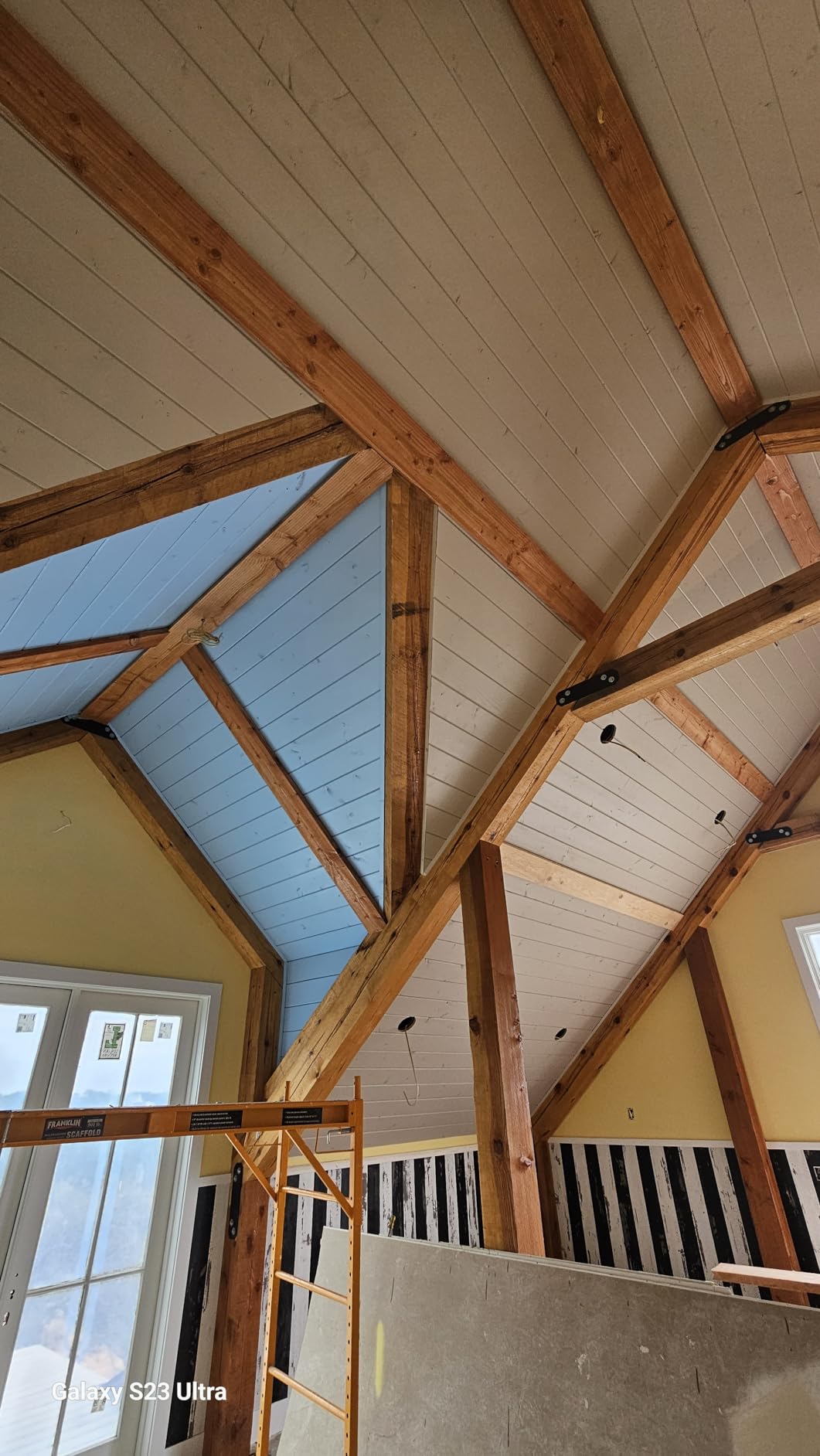 DEWALT 20V MAX* Finish Nailer, Angled, 16GA, Tool Only (DCN660B) - Customer Photo 1