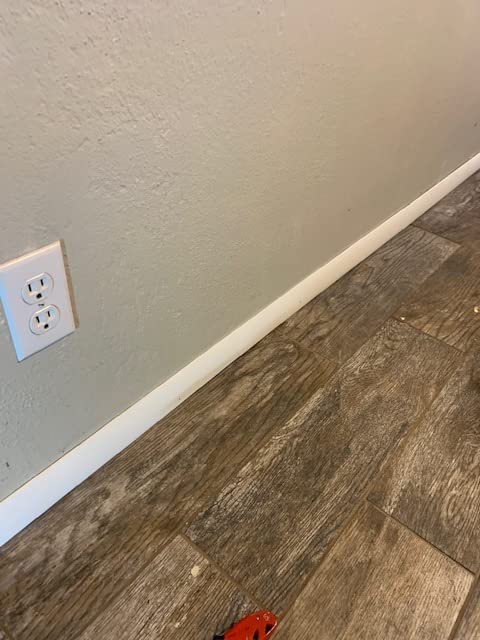 DEWALT 20V MAX* Finish Nailer, Angled, 16GA, Tool Only (DCN660B) - Customer Photo 2