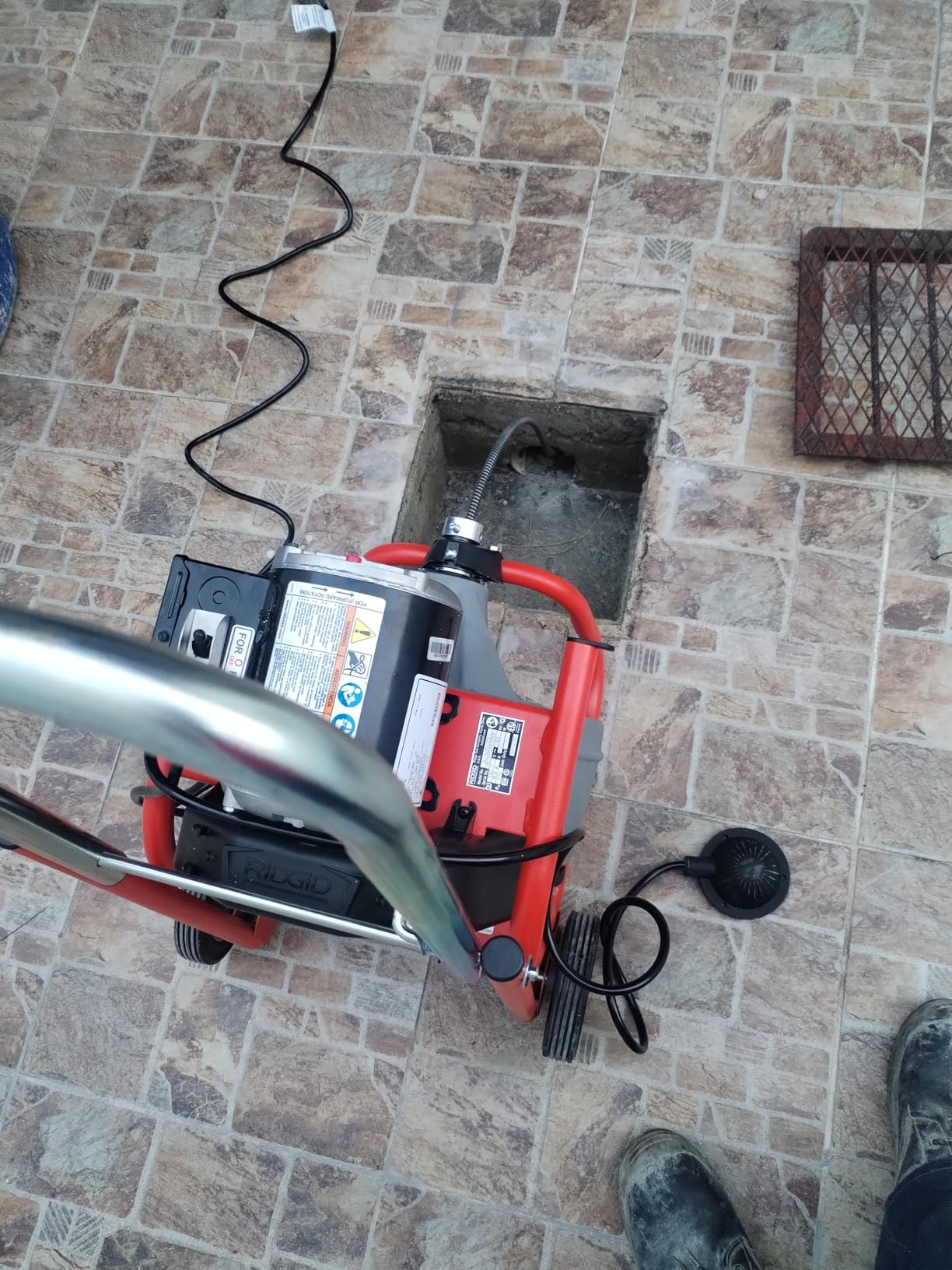 RIDGID 52363 Model K-400 Drain Cleaning 120-Volt Drum Machine Kit with C-32IW 3/8