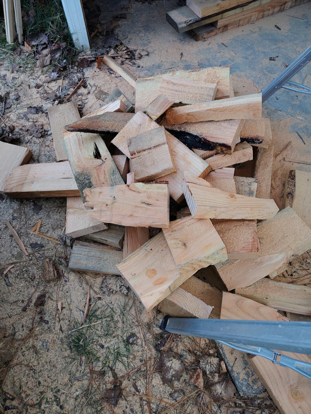 SKIL 15 Amp 7-1/4 Inch Circular Saw with Single Beam Laser Guide - 5280-01 - Customer Photo 2