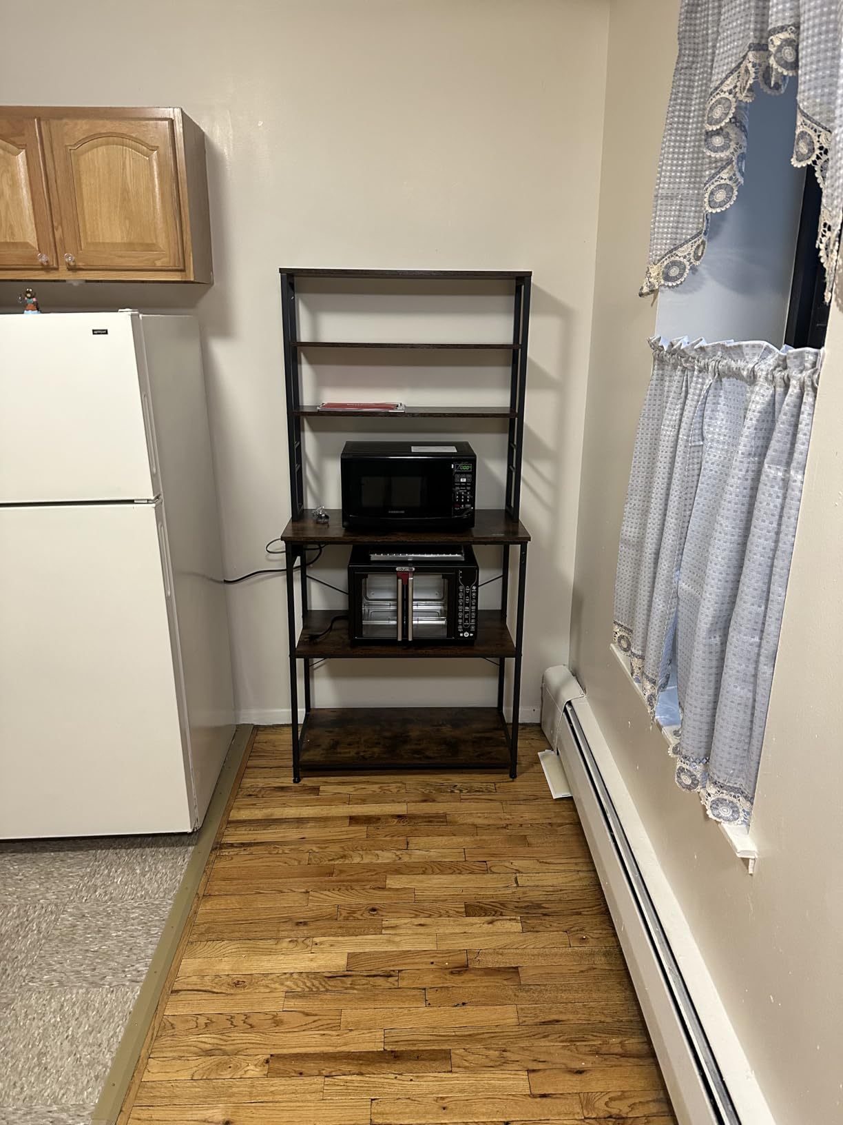 Farberware 0.7 Cu. Ft. Countertop Microwave Oven – 700 Watts Power, Auto Cook Settings, Defrost, Easy Clean and Child Safety Lock - Black - Customer Photo 1