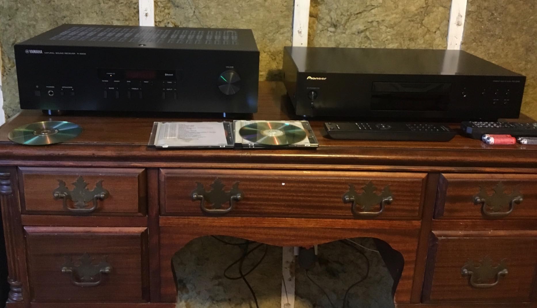 YAMAHA R-S202BL Stereo Receiver - Customer Photo 1