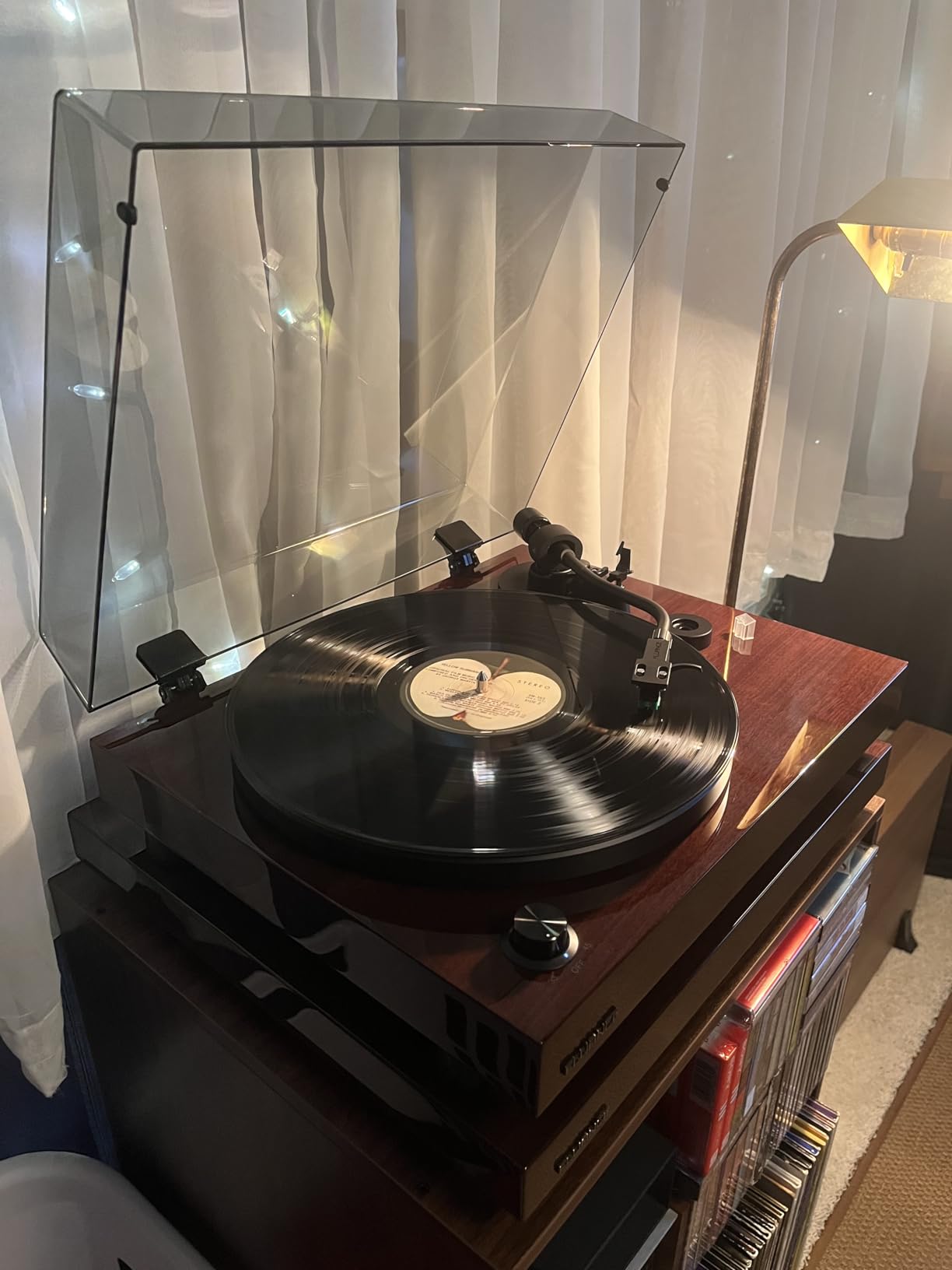 Fluance RT81 Elite High Fidelity Vinyl Turntable Record Player with Audio Technica AT95E Cartridge, Belt Drive, Built-in Preamp, Adjustable Counterweight, High Mass MDF Wood Plinth - Walnut - Customer Photo 1