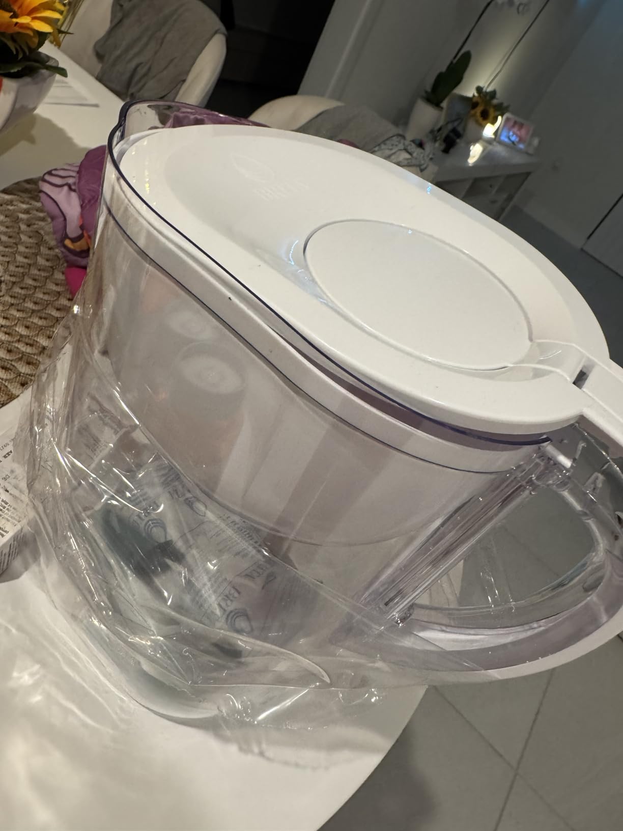 Brita Large Water Filter Pitcher for Tap and Drinking Water, Includes 1 Standard Filter, BPA-Free, Lasts Two Months, 10-Cup Capacity, Bright White - Customer Photo 1