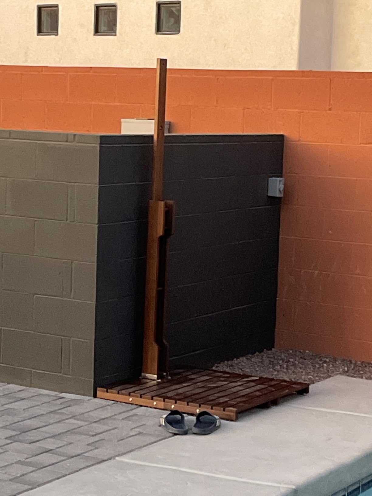 SEI Furniture Rain-Style Outdoor Shower, Oiled Eucalyptus - Natural - Customer Photo 2