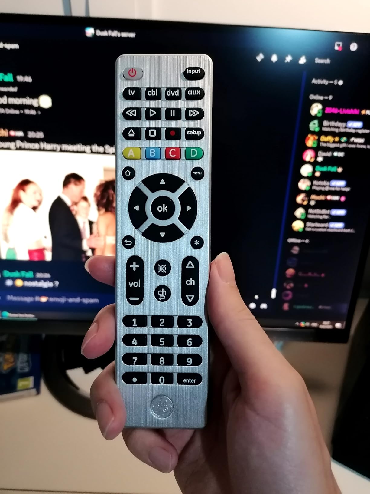 GE 4-Device Universal Remote Control, Designer Series, Brushed Nickel/Silver, 33709 - Customer Photo 1