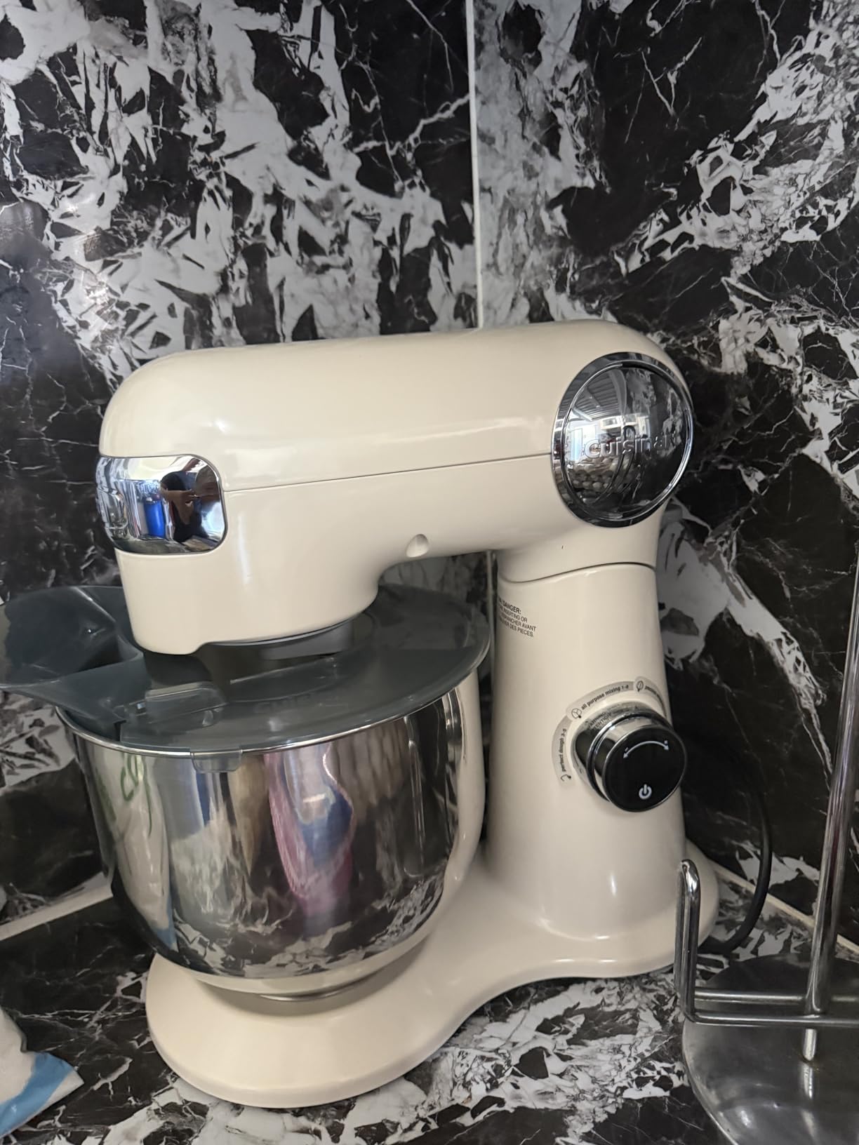 Cuisinart Stand Mixer, 12 Speeds, 5.5-Quart Mixing Bowl, Chef's Whisk, Flat Mixing Paddle, Dough Hook, and Splash Guard with Pour Spout, Silver Lining, SM-50BC, Silver Lining - Customer Photo 1