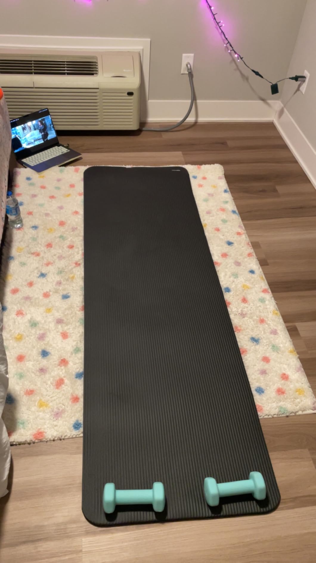 Amazon Basics Extra Thick Exercise Yoga Mat with Carrying Strap - Customer Photo 1