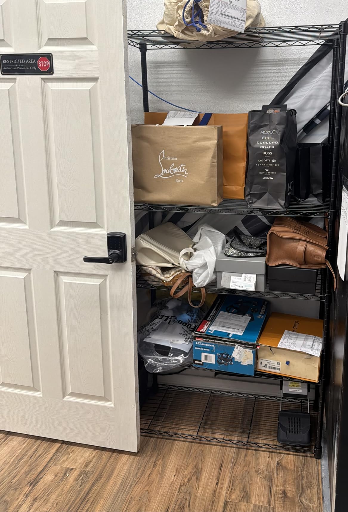 Amazon Basics 4-Shelf Adjustable Heavy Duty Steel Wire Rack Storage Shelving Organizer for Kitchen, Garage, 36