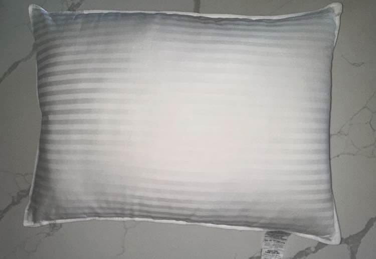 Beckham Hotel Collection Bed Pillows Standard/Queen Size Set of 2 - Original Soft Down Alternative Pillow for Sleeping - Soft Support for Back, Stomach or Side Sleepers - Customer Photo 1