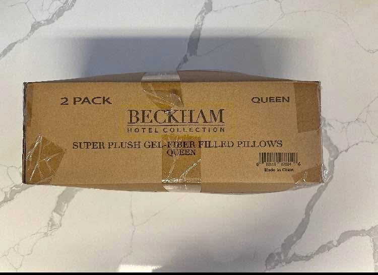 Beckham Hotel Collection Bed Pillows Standard/Queen Size Set of 2 - Original Soft Down Alternative Pillow for Sleeping - Soft Support for Back, Stomach or Side Sleepers - Customer Photo 2