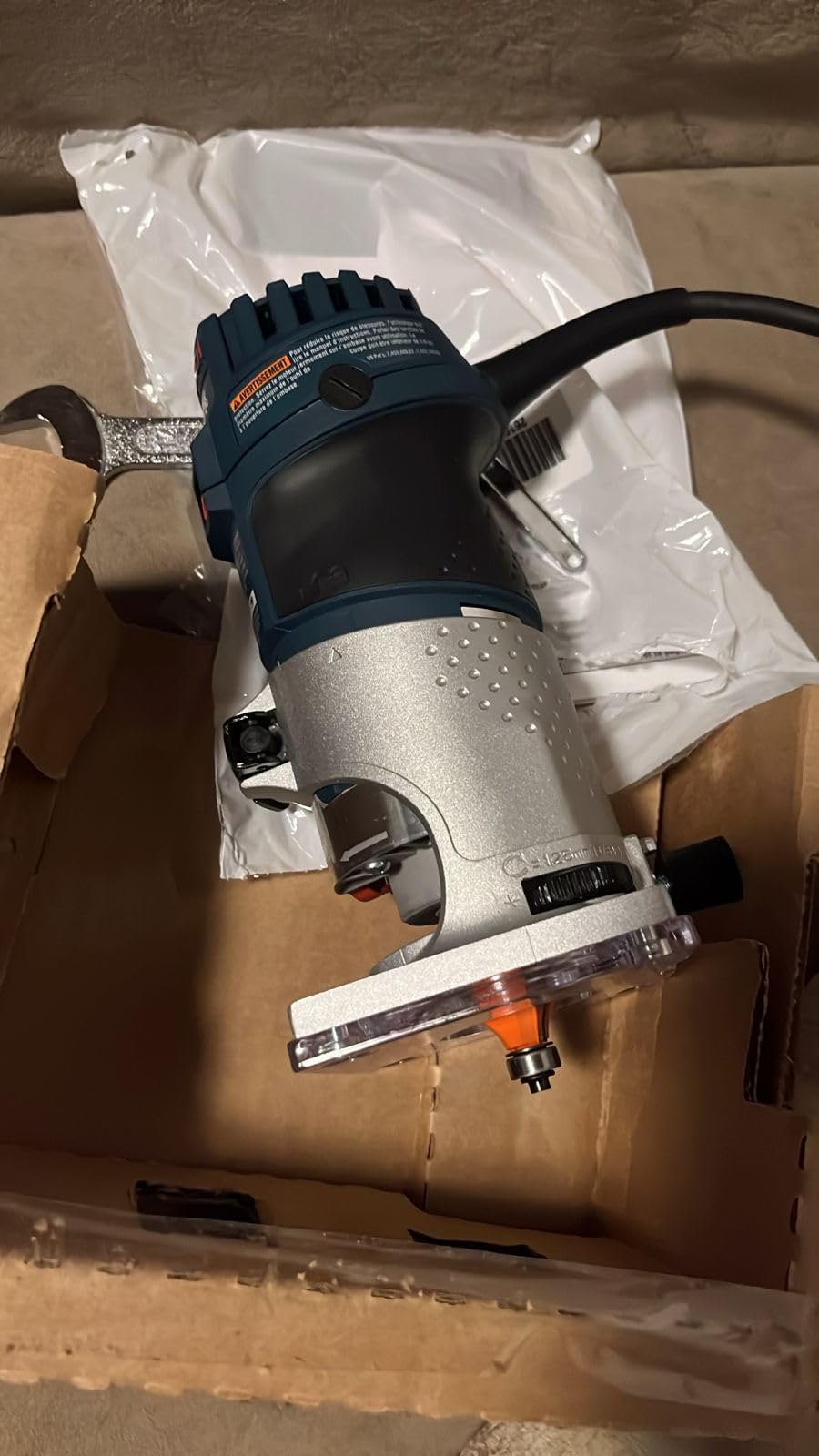 BOSCH PR20EVS Colt 1.0 HP Variable-Speed Palm Router - 5.6 Amp Motor, Soft Start, Constant Response Circuitry, Ergonomic Grip, Rugged Aluminum Base, Quick-Clamp System, 1/4 BOSCH PR20EVS Colt 1.0 HP Variable-Speed Palm Router - 5.6 Amp Motor, Soft Start, Constant Response Circuitry, Ergonomic Grip, Rugged Aluminum Base, Quick-Clamp System, 1/4
