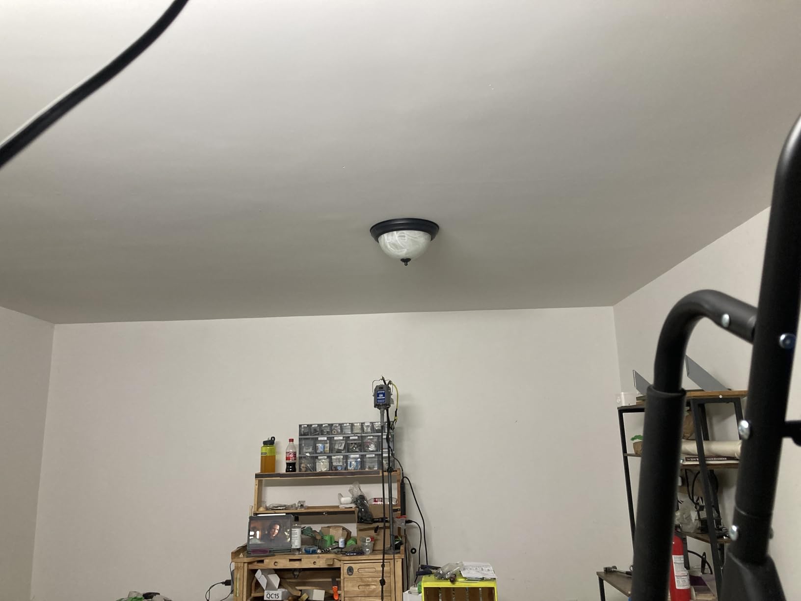 hykolity 4 Pack Linkable LED Shop Light, 4FT 42W [250W Equivalent], 4400lm, 5000K Daylight, with Plug, Utility Light Fixture, Hanging or Surface Mount, White - Customer Photo 4