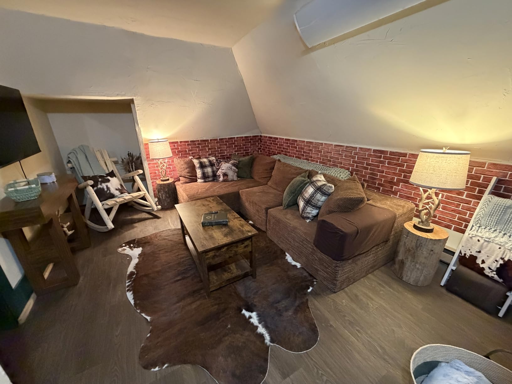 Bissell Featherweight Stick Lightweight Bagless Vacuum with Crevice Tool, 2033, One Size Fits All, Blue - Customer Photo 2