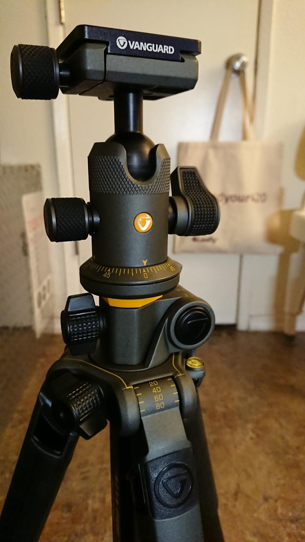 Vanguard Alta Pro 2+ 263AB 100 Aluminum Tripod with Alta BH-100 Ball Head and Multi-Angle Center Column - Customer Photo 1