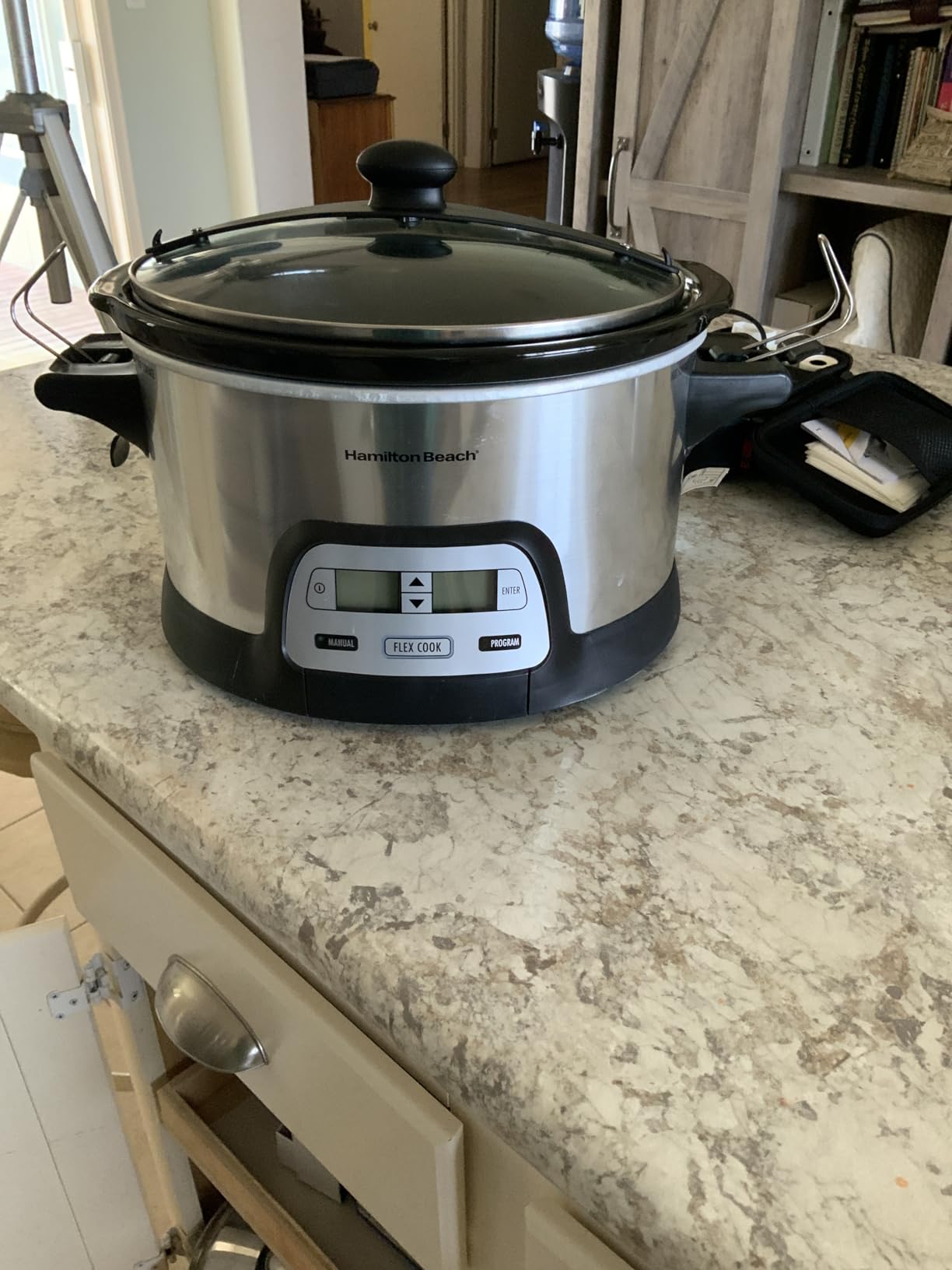 Hamilton Beach 33861 Portable Programmable Slow Cooker, Dishwasher Safe Crock, 6 Qt, FlexCook Dual Digital Timer/2 Heat Settings, Lid Lock for Easy Travel, Silver - Customer Photo 1