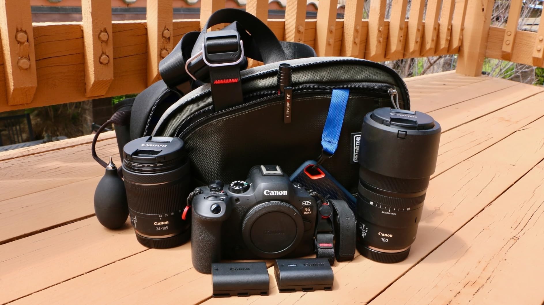 Think Tank Photo TurnStyle 10 V2.0 Sling Bag for DSLR and Mirrorless Camera - Charcoal - Customer Photo 1