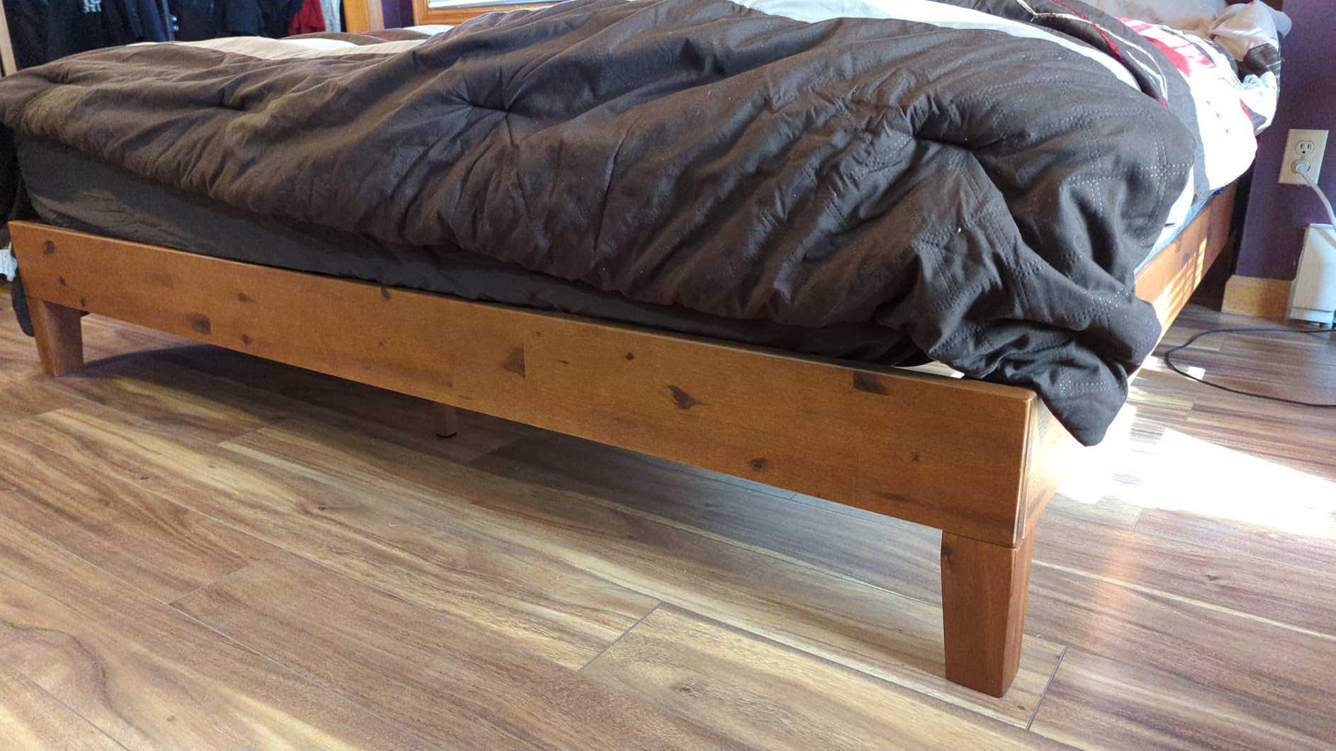 Zinus 12 Inch Deluxe Solid Wood Platform Bed with Headboard / No Box Spring Needed / Wood Slat Support / Antique Espresso Finish, Queen - Customer Photo 2