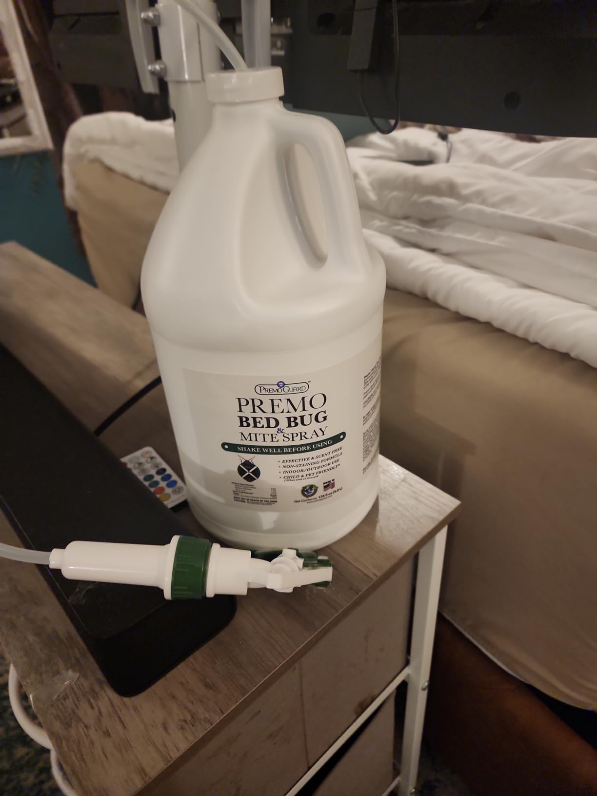 Premo Guard Bed Bug Killer Spray 24 oz - University Tested 100% Kill Rate - Natural Non Toxic, Stain & Scent Free - Kill Bedbugs & Mites On Bed & Blankets, Furniture, Clothing - Child & Pet Safe - Customer Photo 1