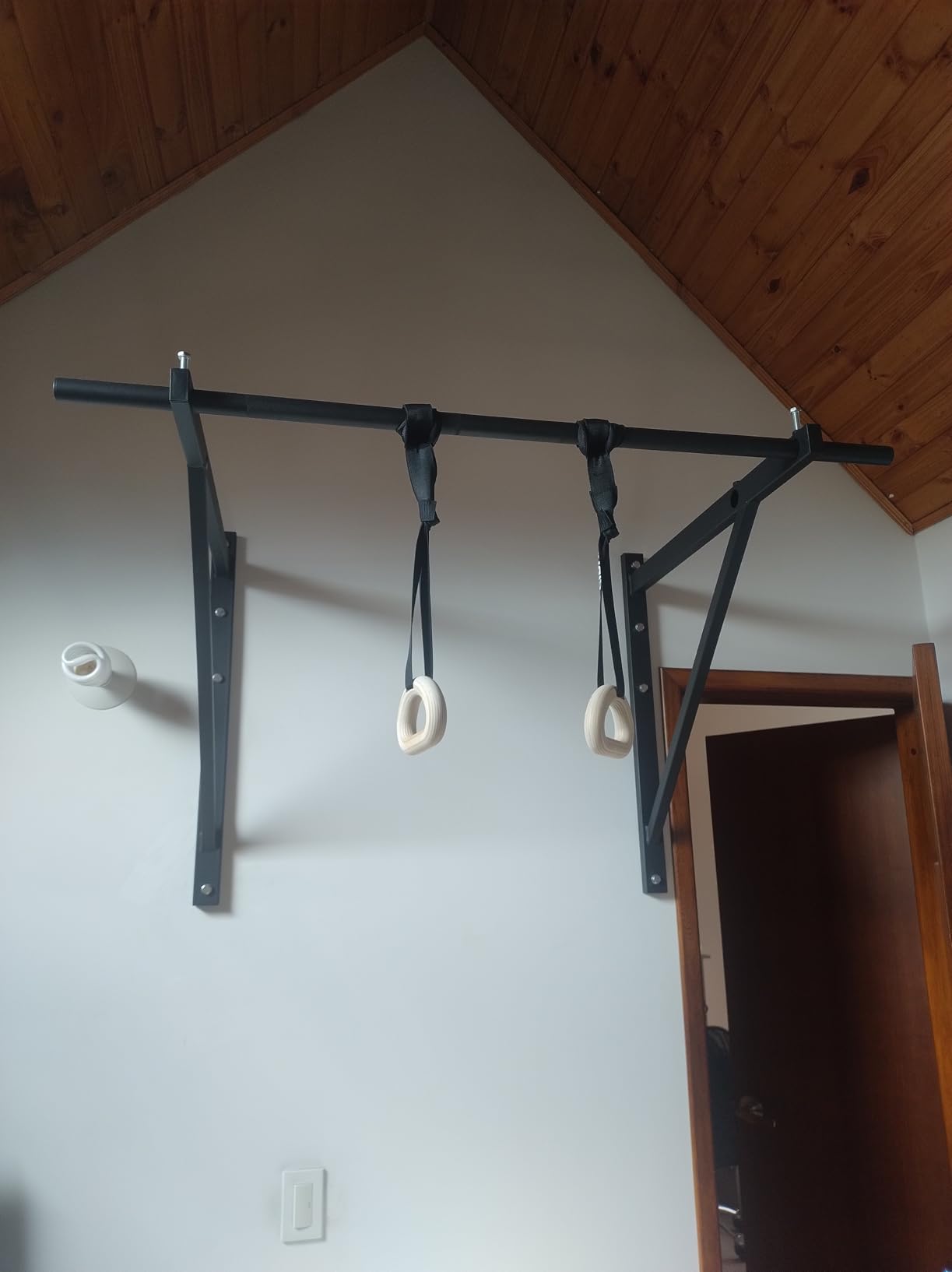 Yes4All Heavy Duty Wall Mounted Pull Up Bar – Multi-Grip Pull Ups / Pull Up Bar Ceiling Mount / Joist Mount for Home Gym - Customer Photo 2