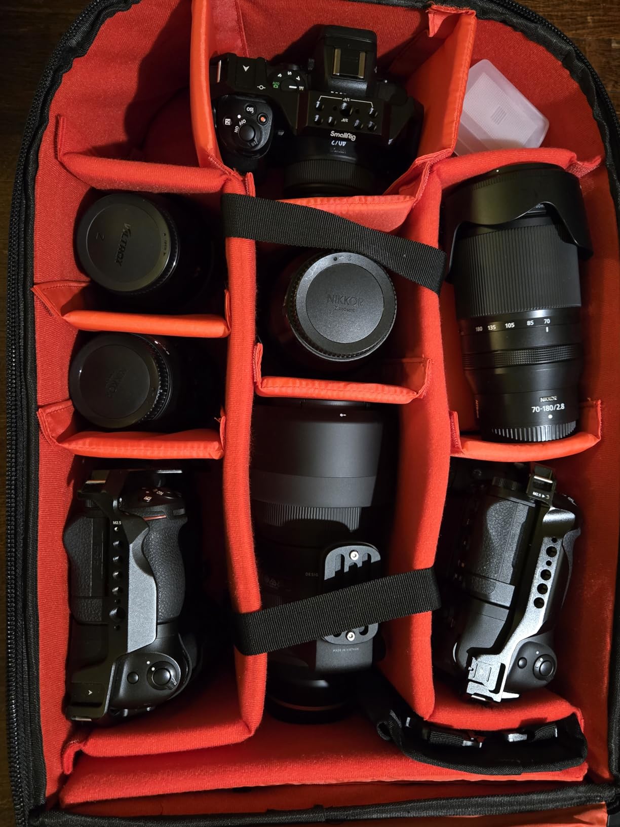 Neewer 2-in-1 Convertible Wheeled Camera Backpack, Rolling Luggage Case with Telescopic Handle and Anti-Shock Dividers for DSLR Cameras, Lenses, Hoods, Strobes, Tripod, and Other Accessories - Customer Photo 1