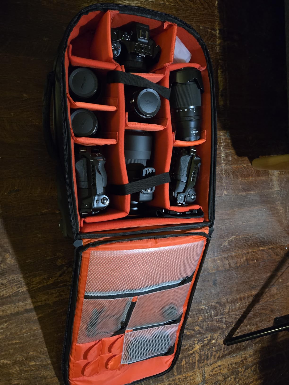 Neewer 2-in-1 Convertible Wheeled Camera Backpack, Rolling Luggage Case with Telescopic Handle and Anti-Shock Dividers for DSLR Cameras, Lenses, Hoods, Strobes, Tripod, and Other Accessories - Customer Photo 3