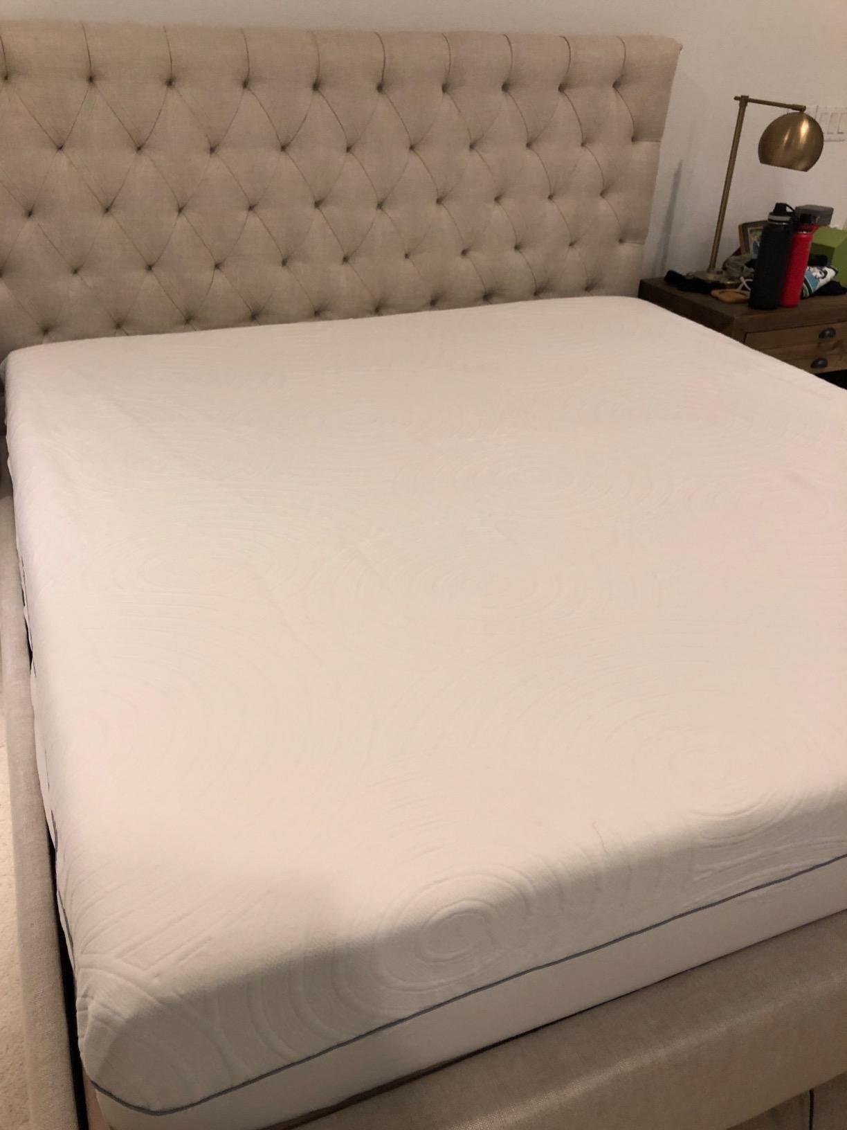 Tempur-Pedic TEMPUR-Protect Waterproof Mattress Protector, King, White - Customer Photo 2
