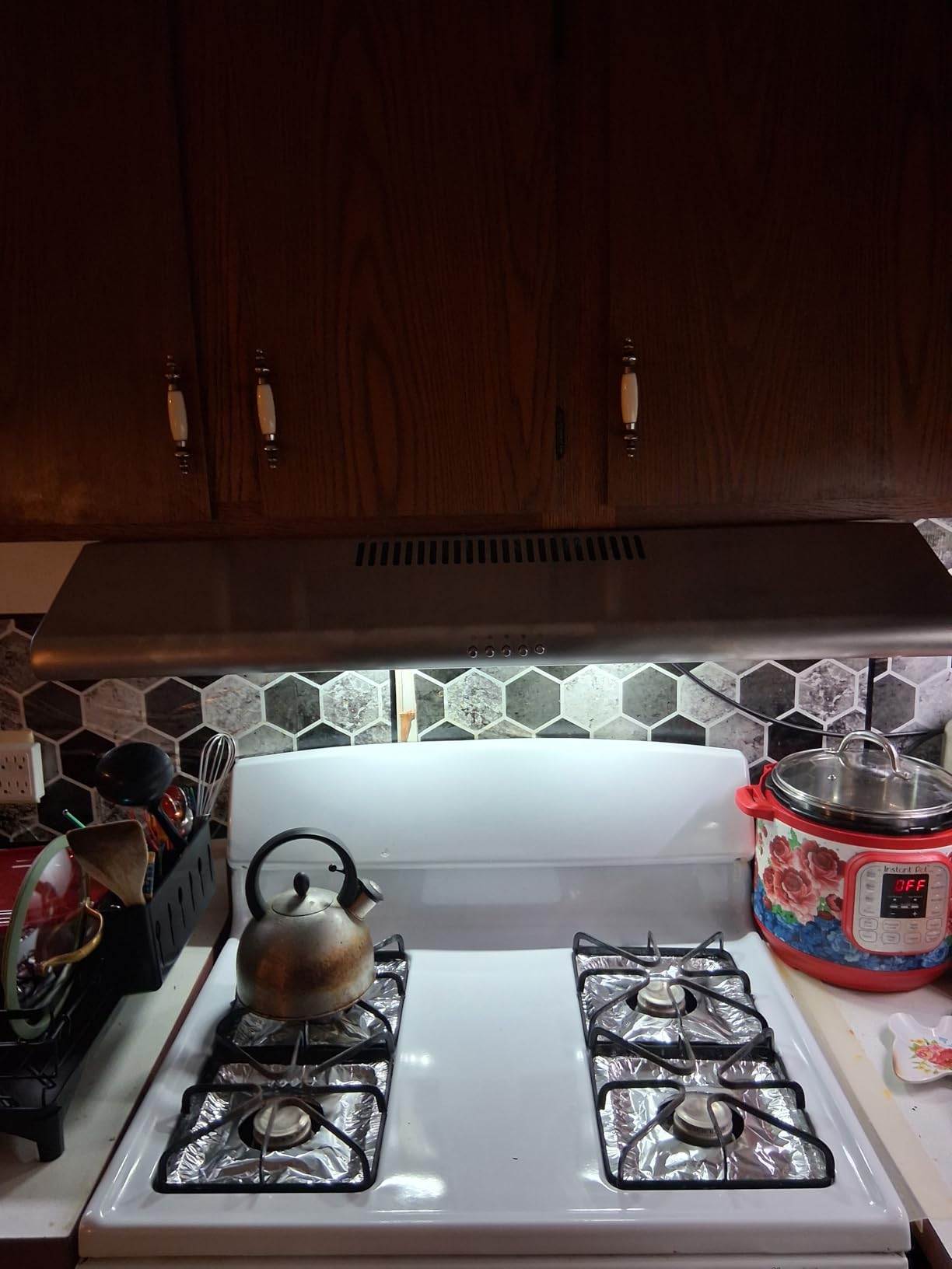 COSMO COS-5MU30 30 in. Delta Collection Ducted Under Cabinet Range Hood, Button Controls, Reusable Filters, LED Lights, Stainless Steel - Customer Photo 4