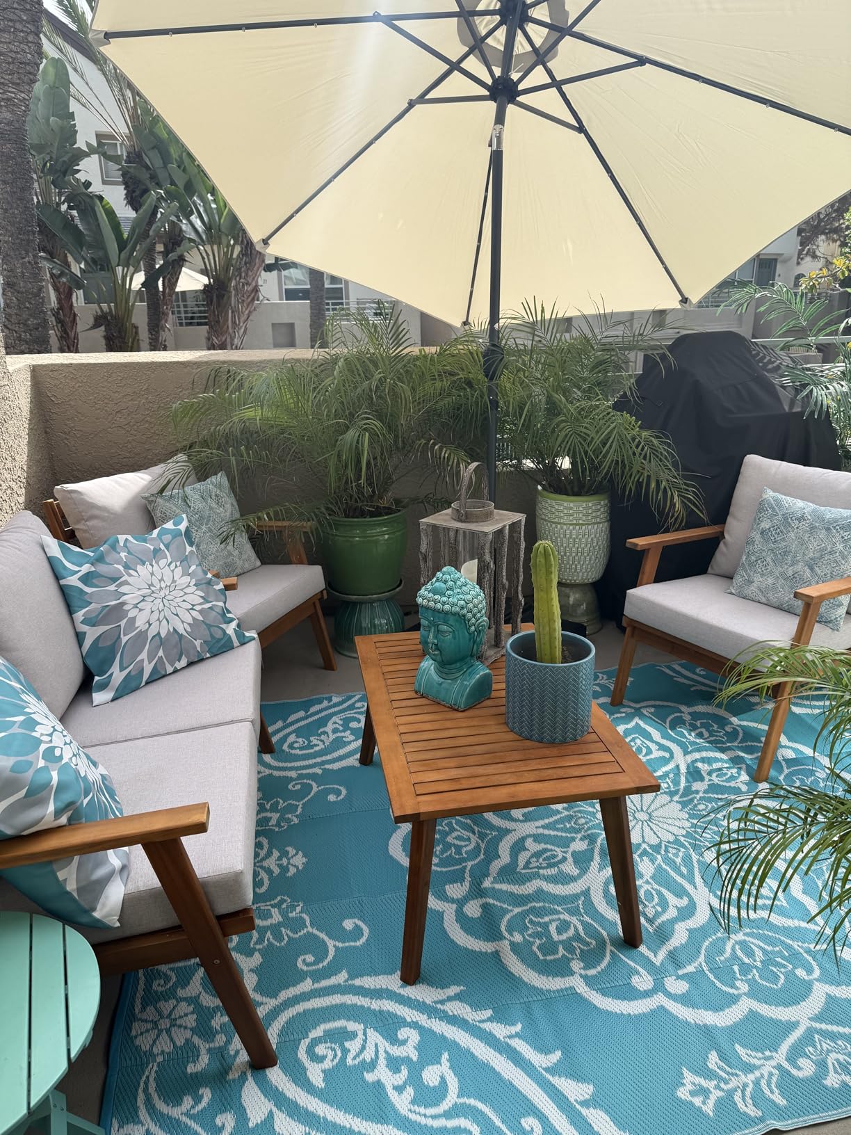 Best Choice Products 10ft Solar Polyester LED Lighted Patio Umbrella w/Tilt Adjustment and UV-Resistant Fabric - Customer Photo 1