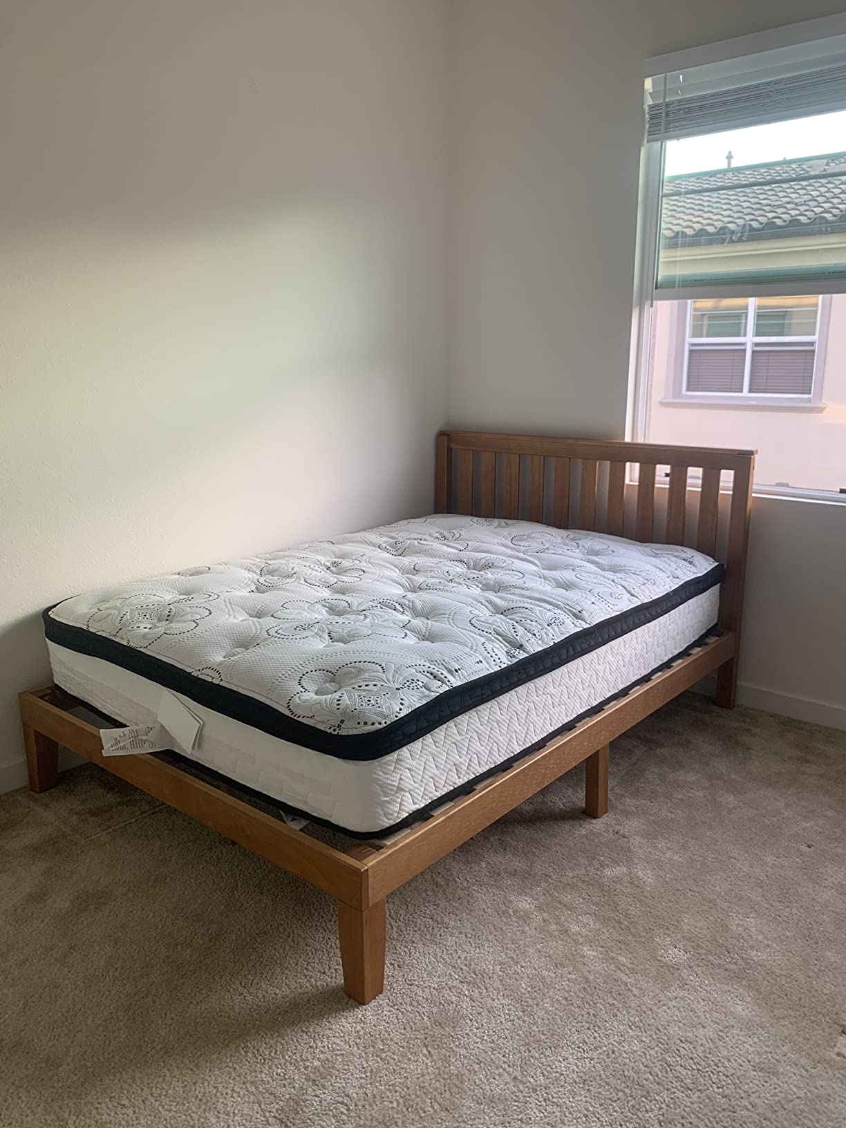 Signature Design by Ashley Chime Hybrid Queen 12 Inch Mattress with Gel Memory Foam, Medium Firm, Pressure Relief, Fiberglass Free Mattress in a Box - Customer Photo 2