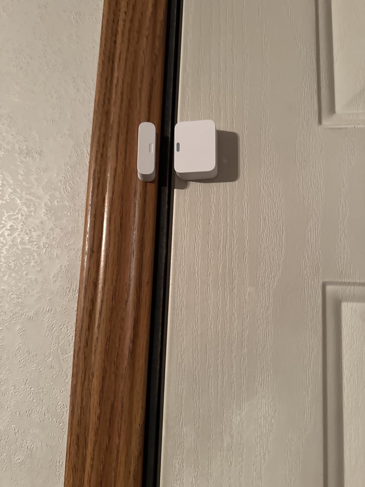 SimpliSafe 8 Piece Wireless Home Security System - Optional 24/7 Professional Monitoring - No Contract - Compatible with Alexa and Google Assistant, White - Customer Photo 2