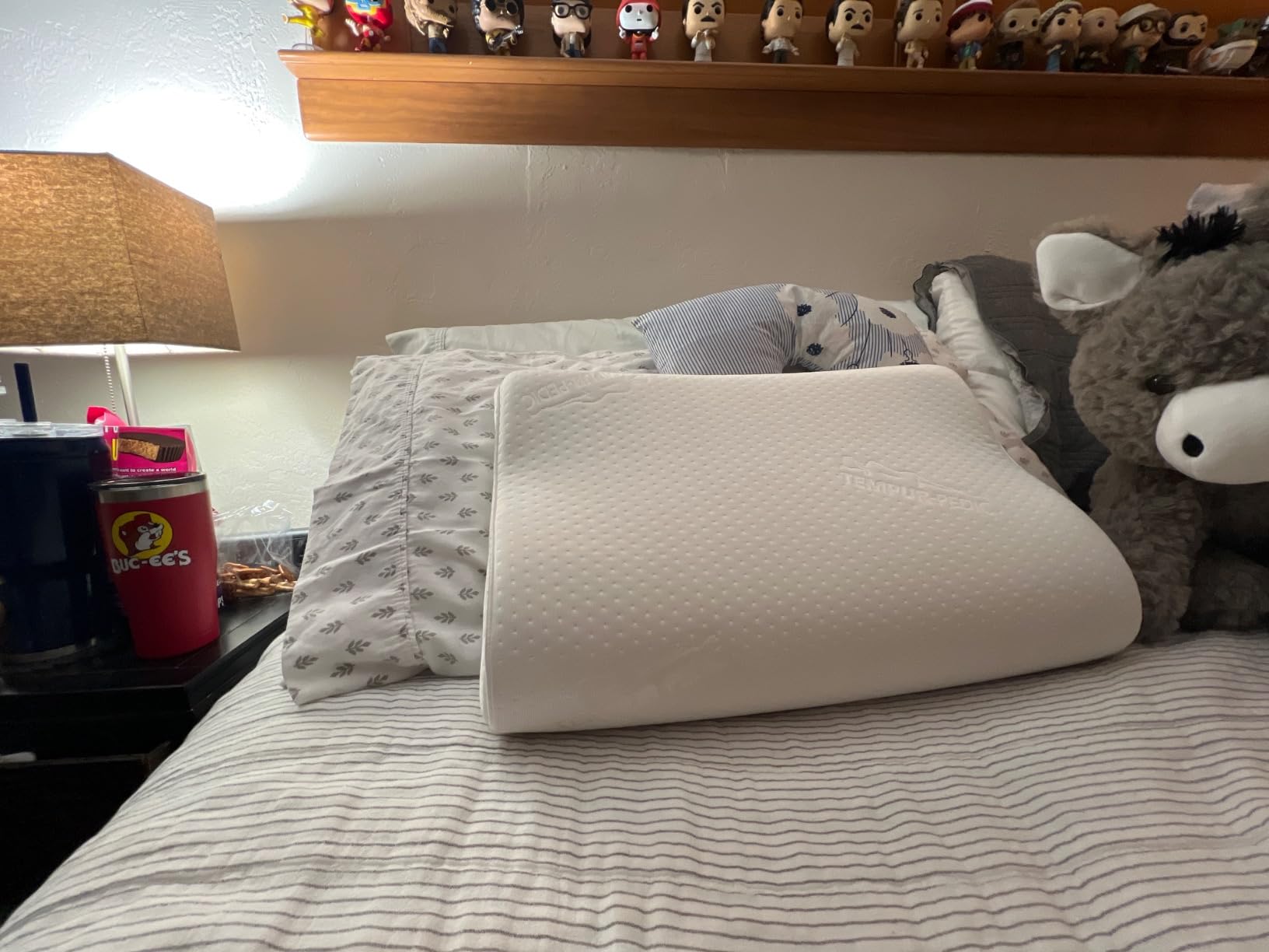 TEMPUR-Ergo Neck Pillow, Medium Profile, White - Customer Photo 2