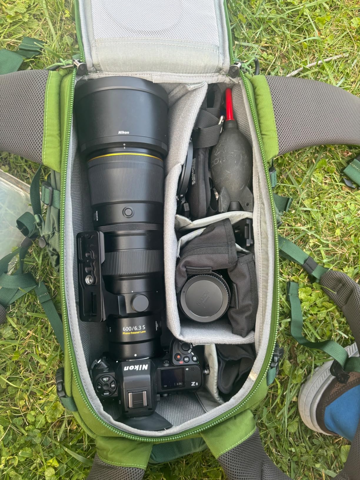 MindShift Gear Backlight 18L Outdoor Adventure Camera Daypack Backpack (Woodlawn Green) - Customer Photo 1