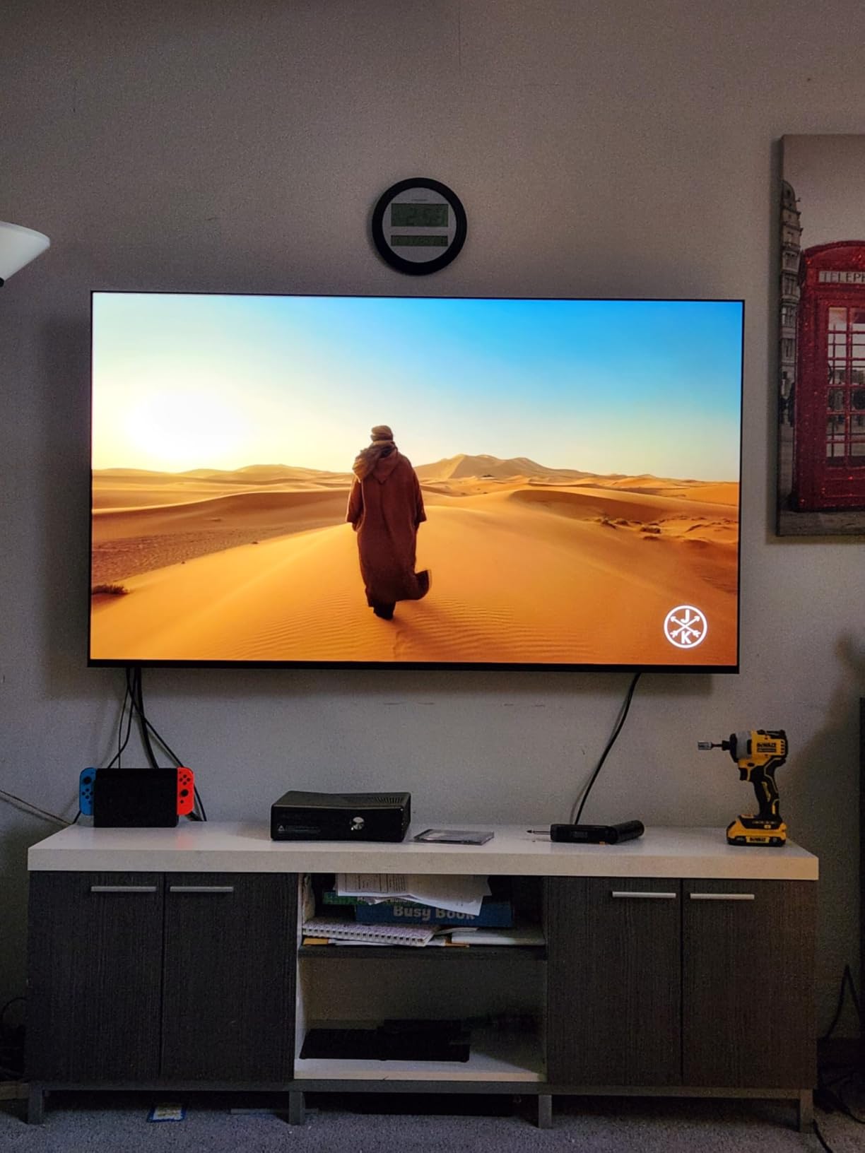 USX Mount Full Motion TV Wall Mount for Most 42-90 inch Flat Screen/LED/4K, TV Mount Bracket Dual Swivel Articulating Tilt 6 Arms, Max 16