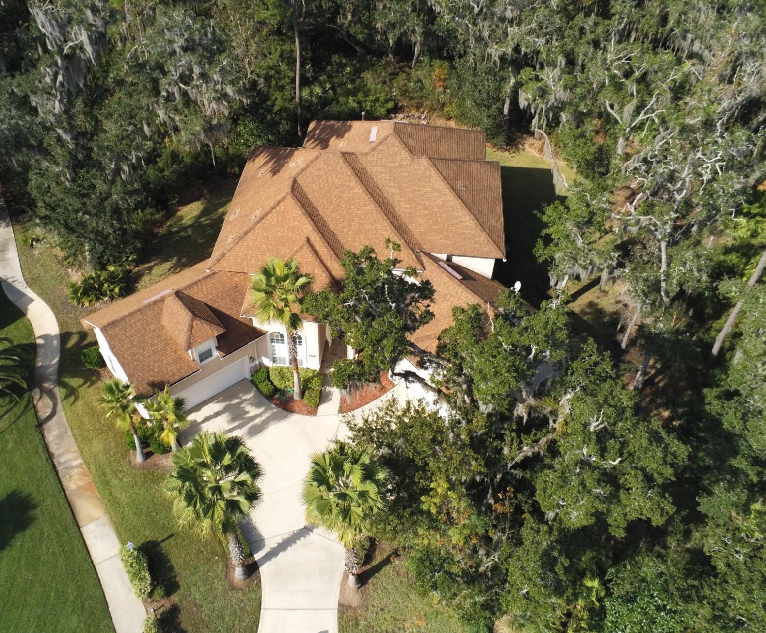 Parrot ANAFI Drone, Foldable Quadcopter Drone with 4K HDR Camera, Compact, Silent & Autonomous, Realize your shots with a 180 vertical swivel camera, Dark Grey customer photo 1