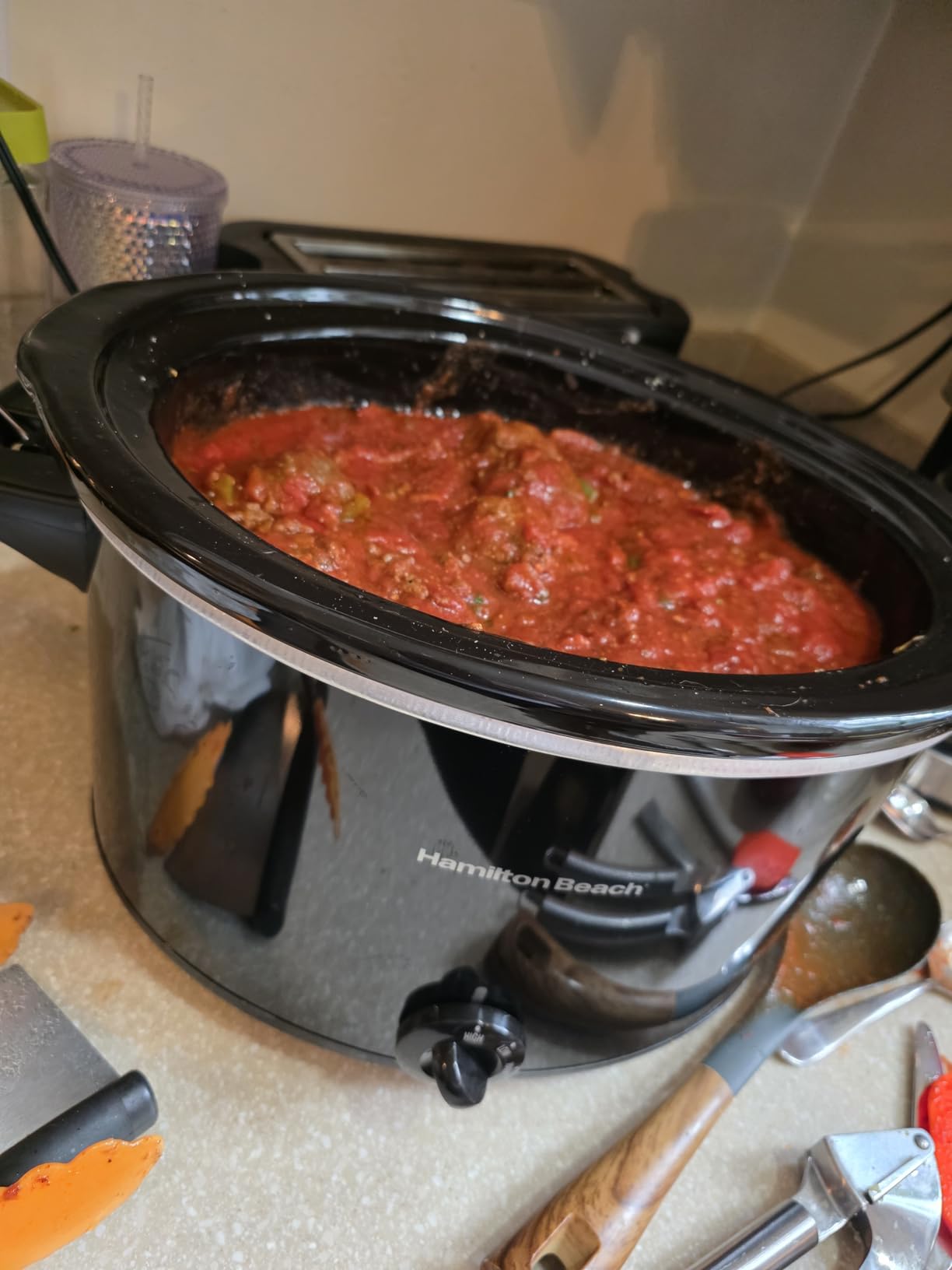 Hamilton Beach Slow Cooker, Extra Large 10 Quart, Stay or Go Portable With Lid Lock, Dishwasher Safe Crock, Black (33195) - Customer Photo 2