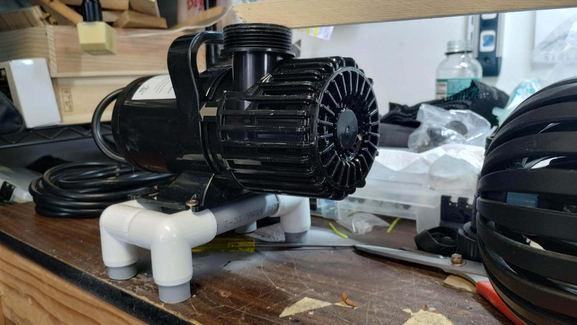 VIVOSUN 1600 GPH Submersible Water Pump, 100W Pond Pump, Ultra Quiet Aquarium Pump with 15FT. Lift Height for Pond, Waterfall, Fish Tank, Statuary, Hydroponic - Customer Photo 1