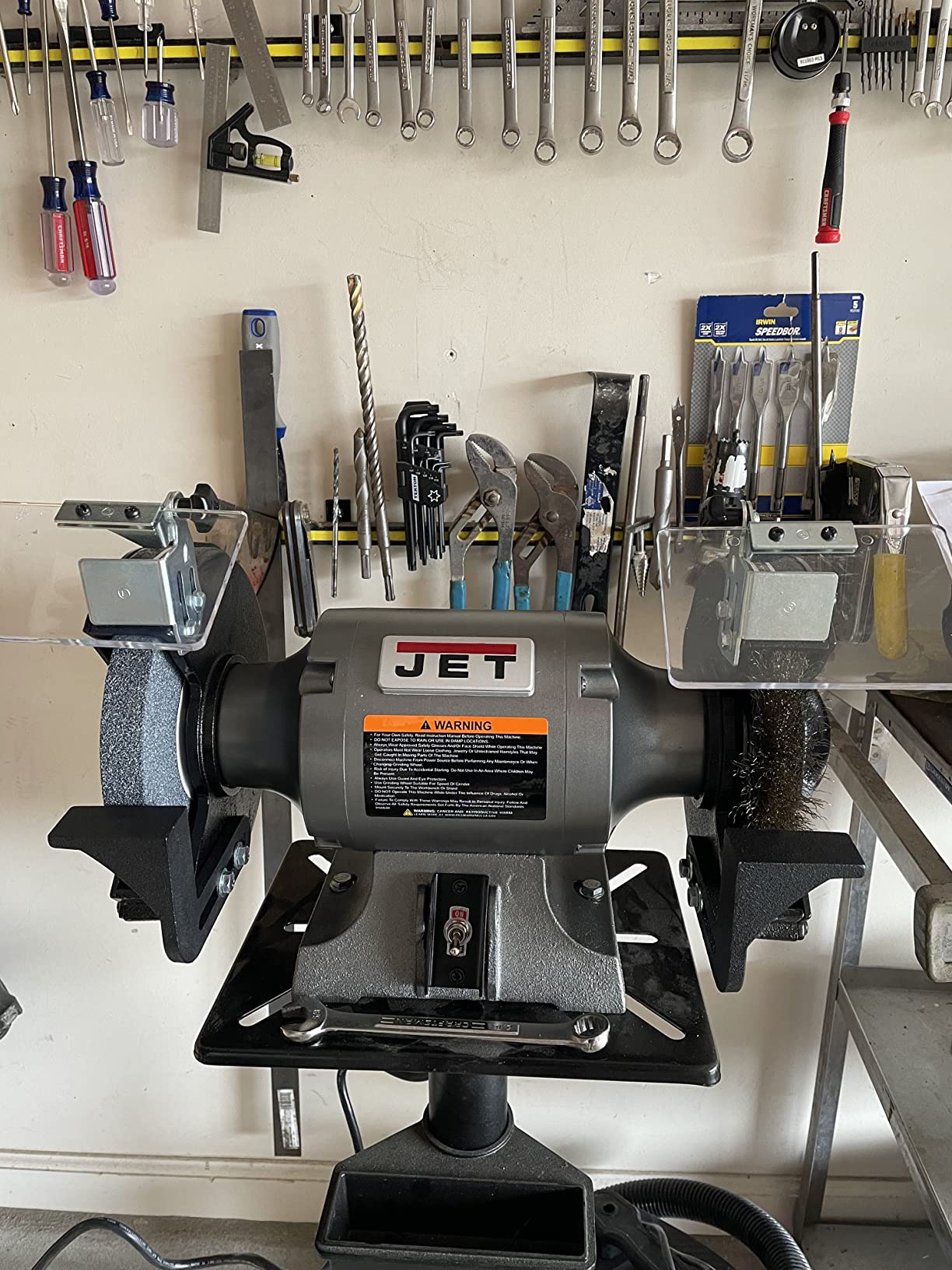 JET 8-Inch Bench Grinder with Wire Wheel, 3450 RPM, 1 HP, 115V 1Ph (Model JBG-8W) - Customer Photo 1