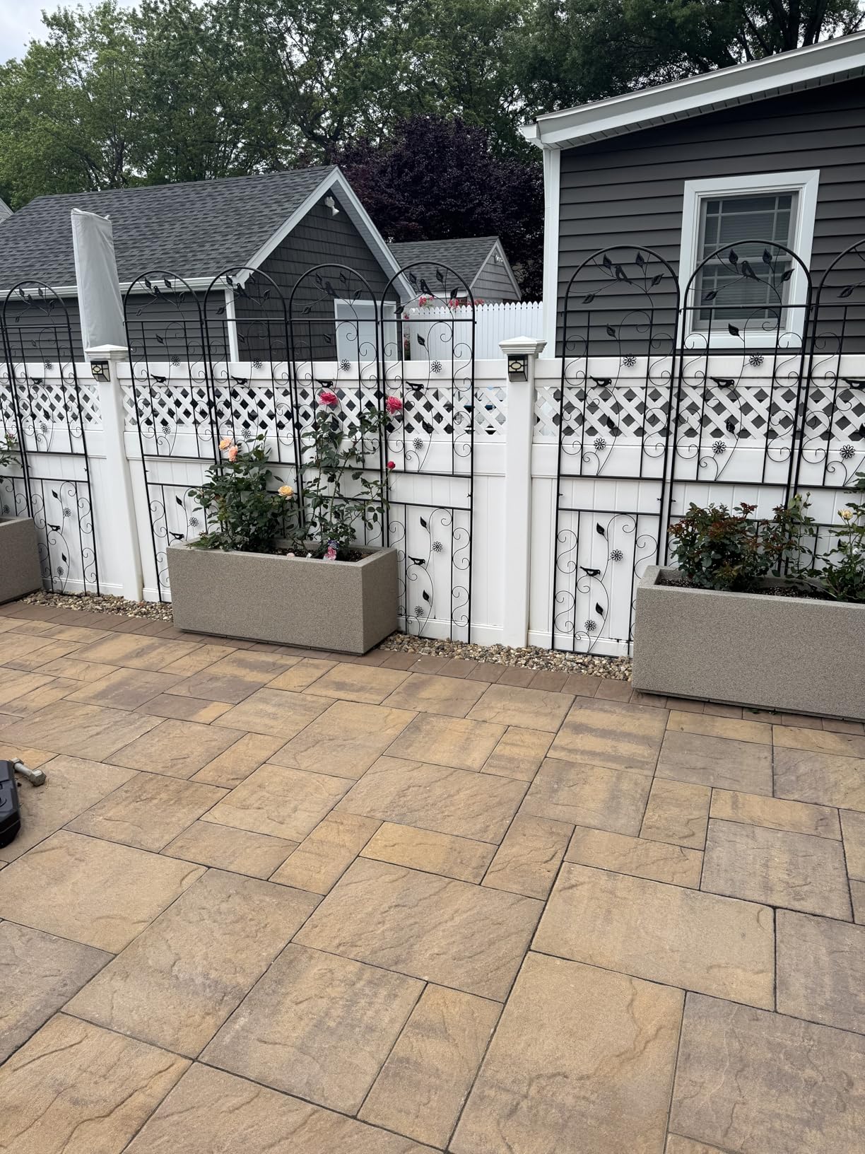 PolyStone Milan Tall Modern Outdoor/Indoor Rectangular Trough Planter, 46