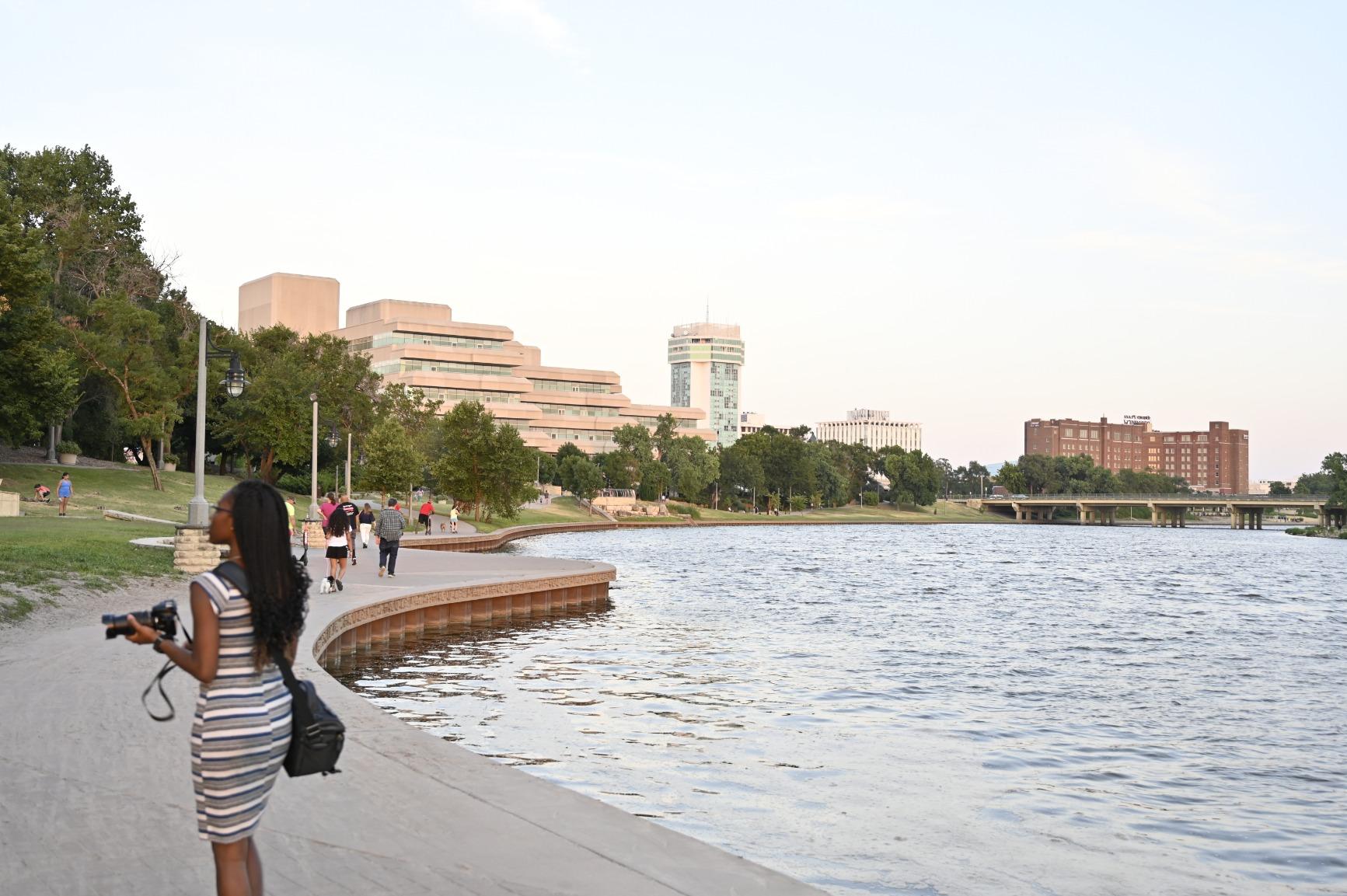 Nikon NIKKOR Z 24-70mm f/4 S | Premium constant aperture mid-range zoom lens for Z series mirrorless cameras | Nikon USA Model - Customer Photo 1